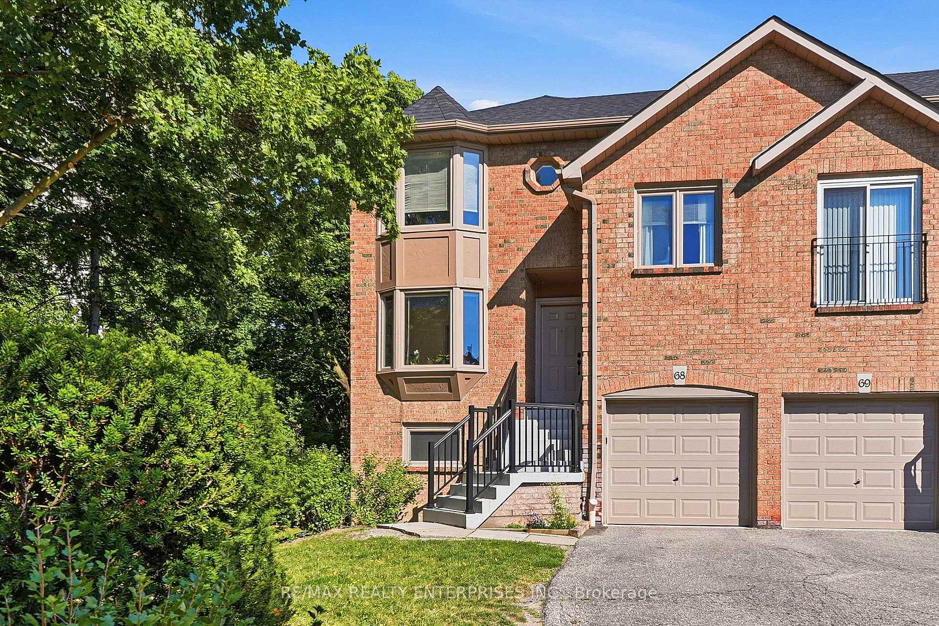 4635 Regents Terrace
