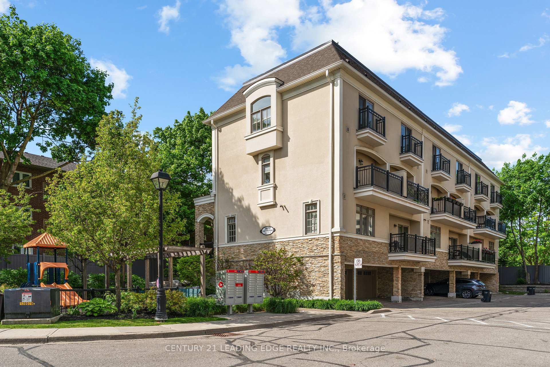3077 Cawthra Road
