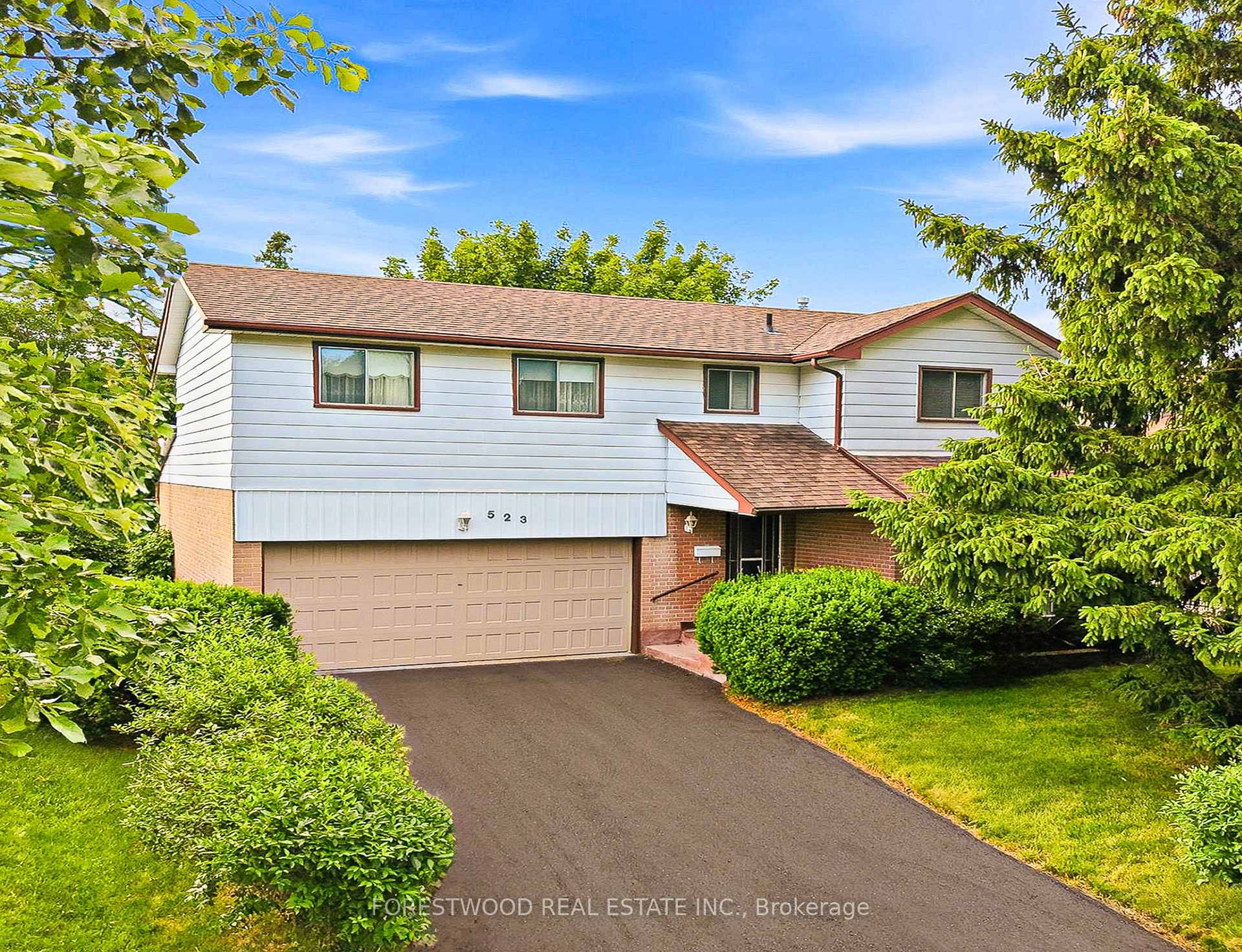523 Hyacinthe Boulevard