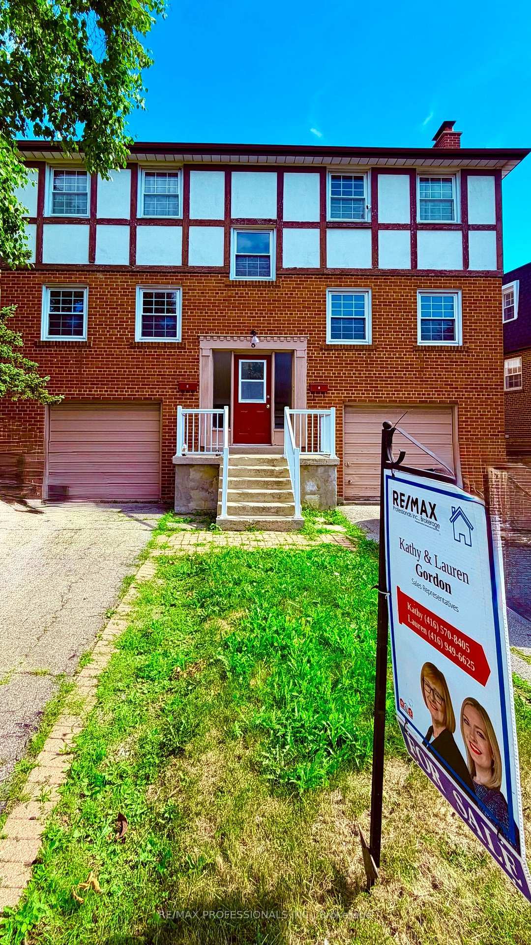 8 Bridesburg Drive