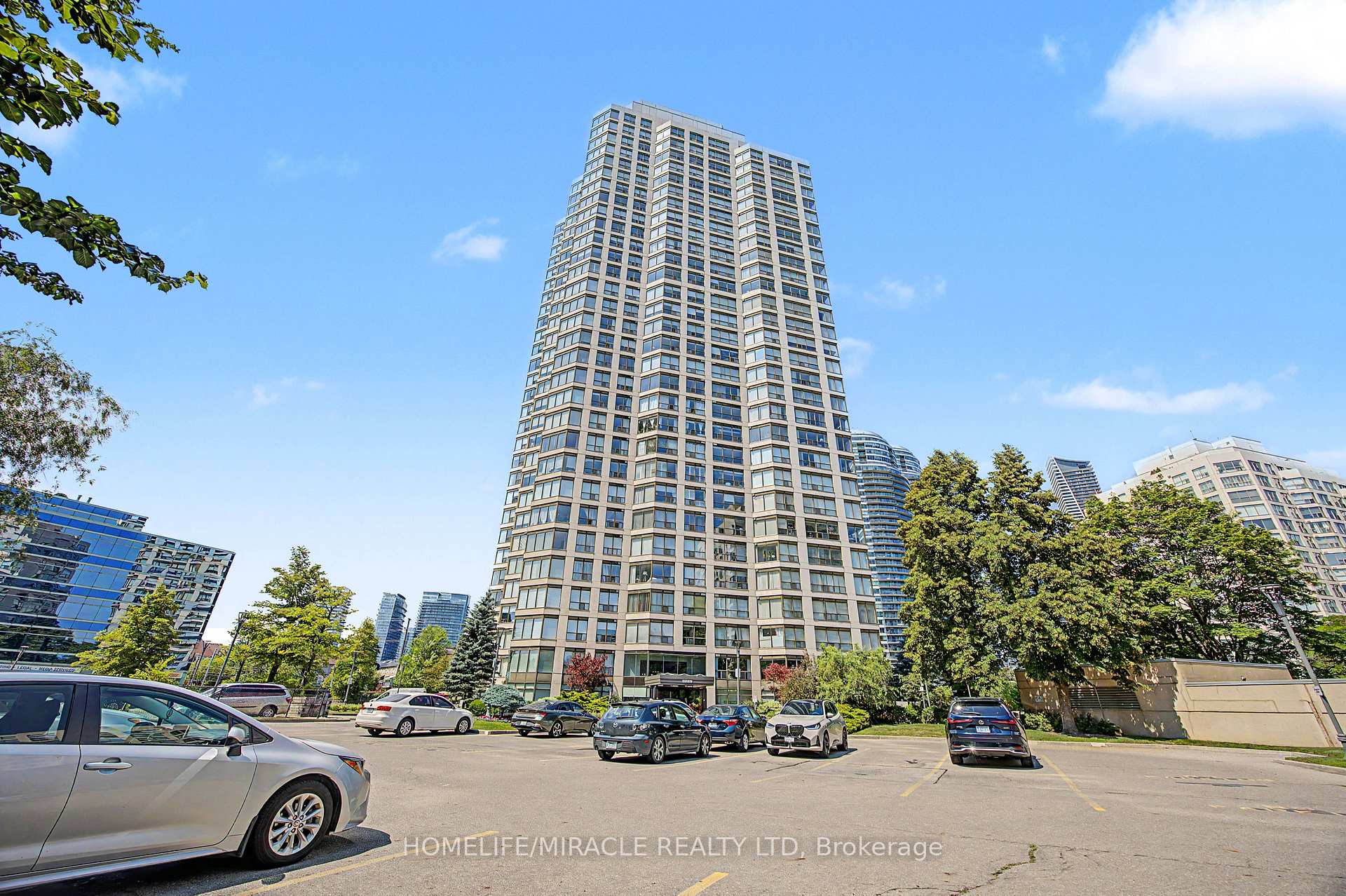 2269 Lakeshore Boulevard W