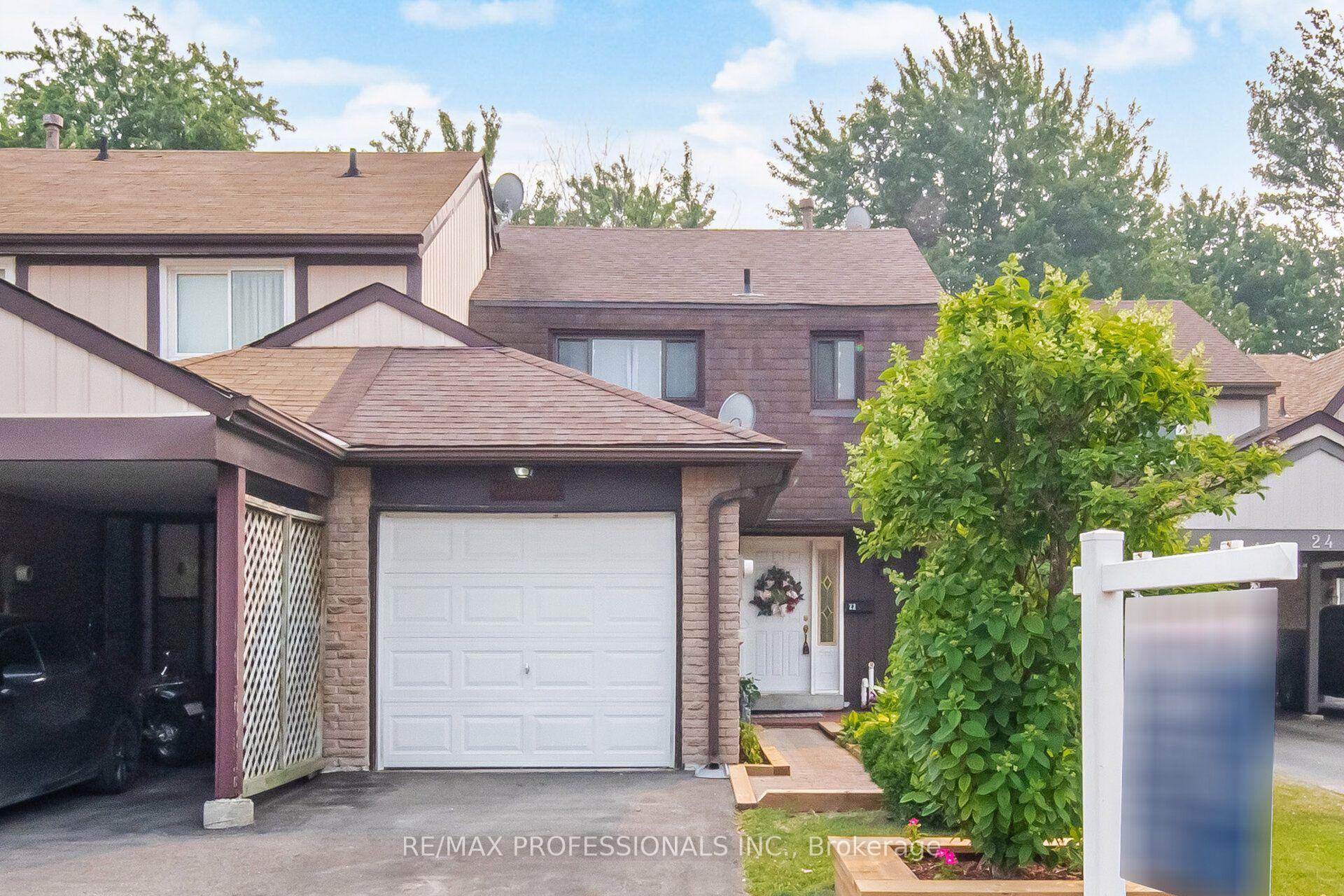 22 Pontiac Court