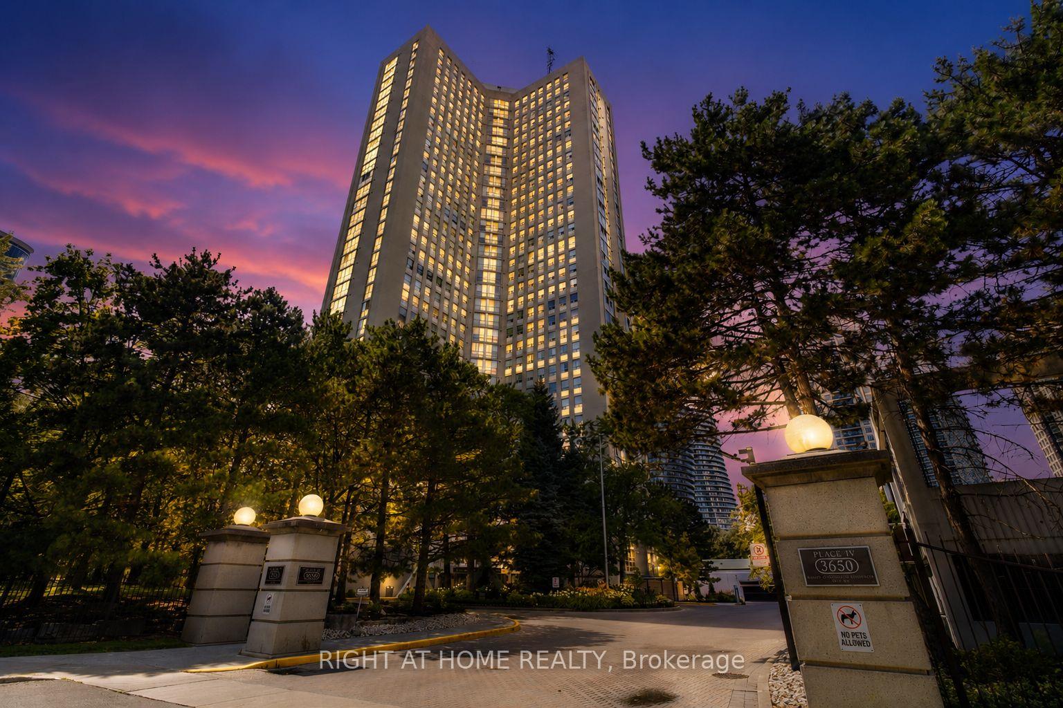 3650 Kaneff Crescent