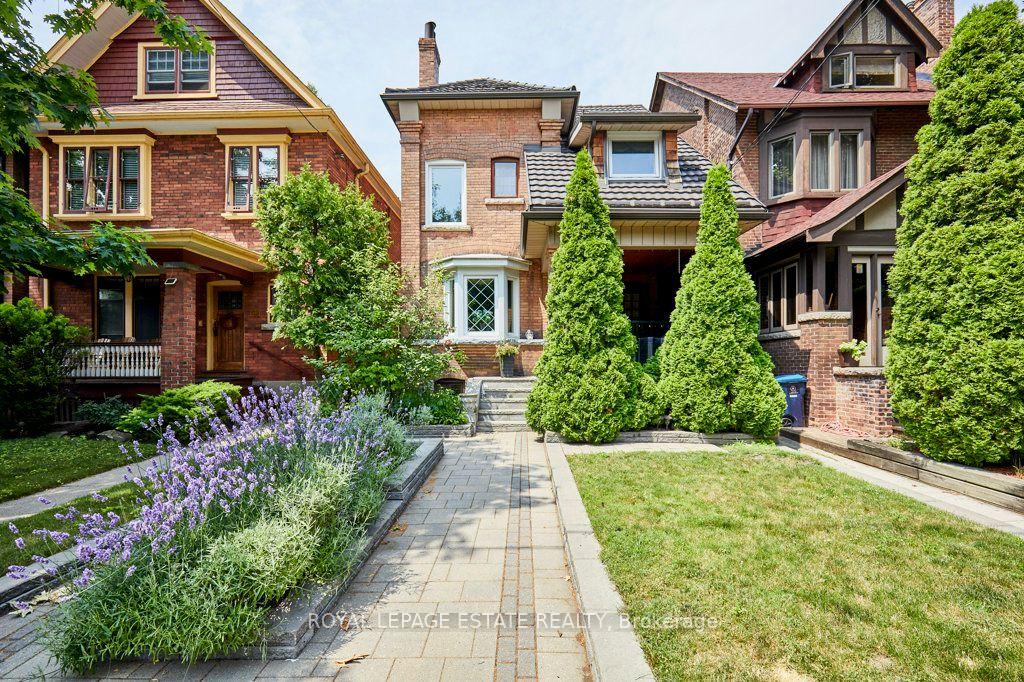 120 Grenadier Road
