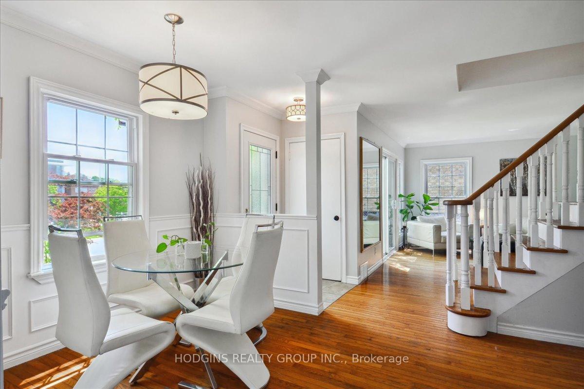 65 Mineola Road E
