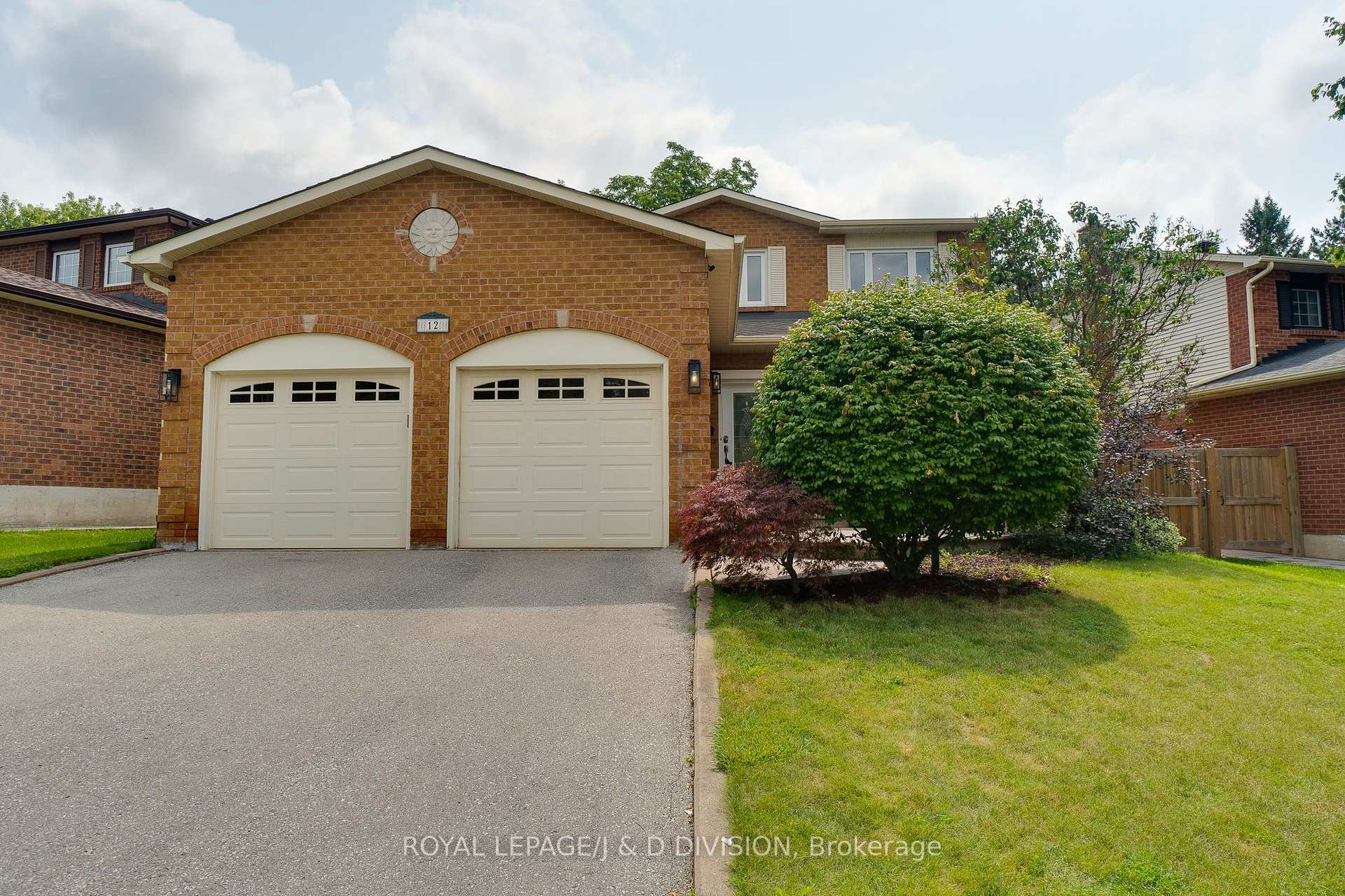 12 Jason Crescent