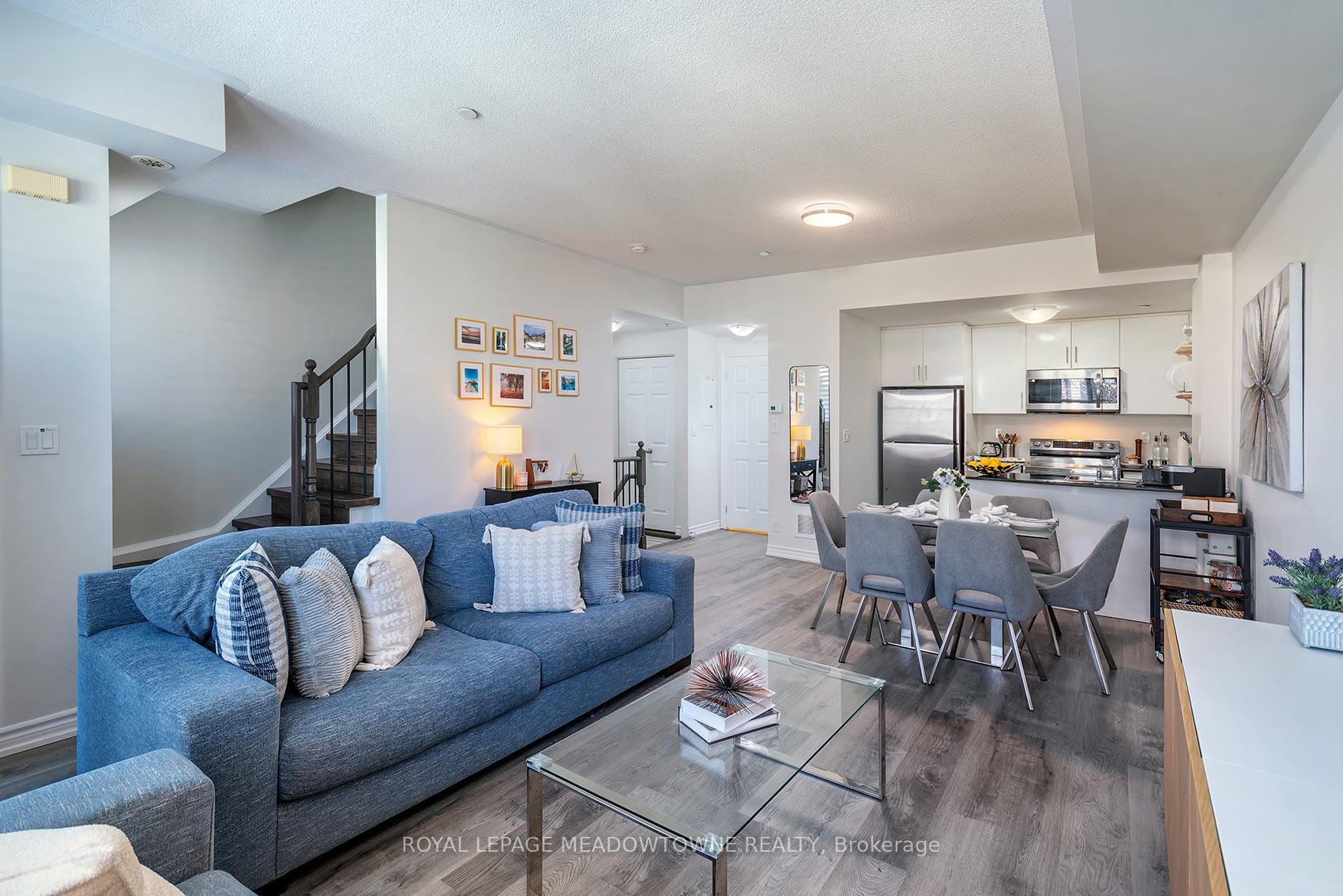 10 Carnation Avenue