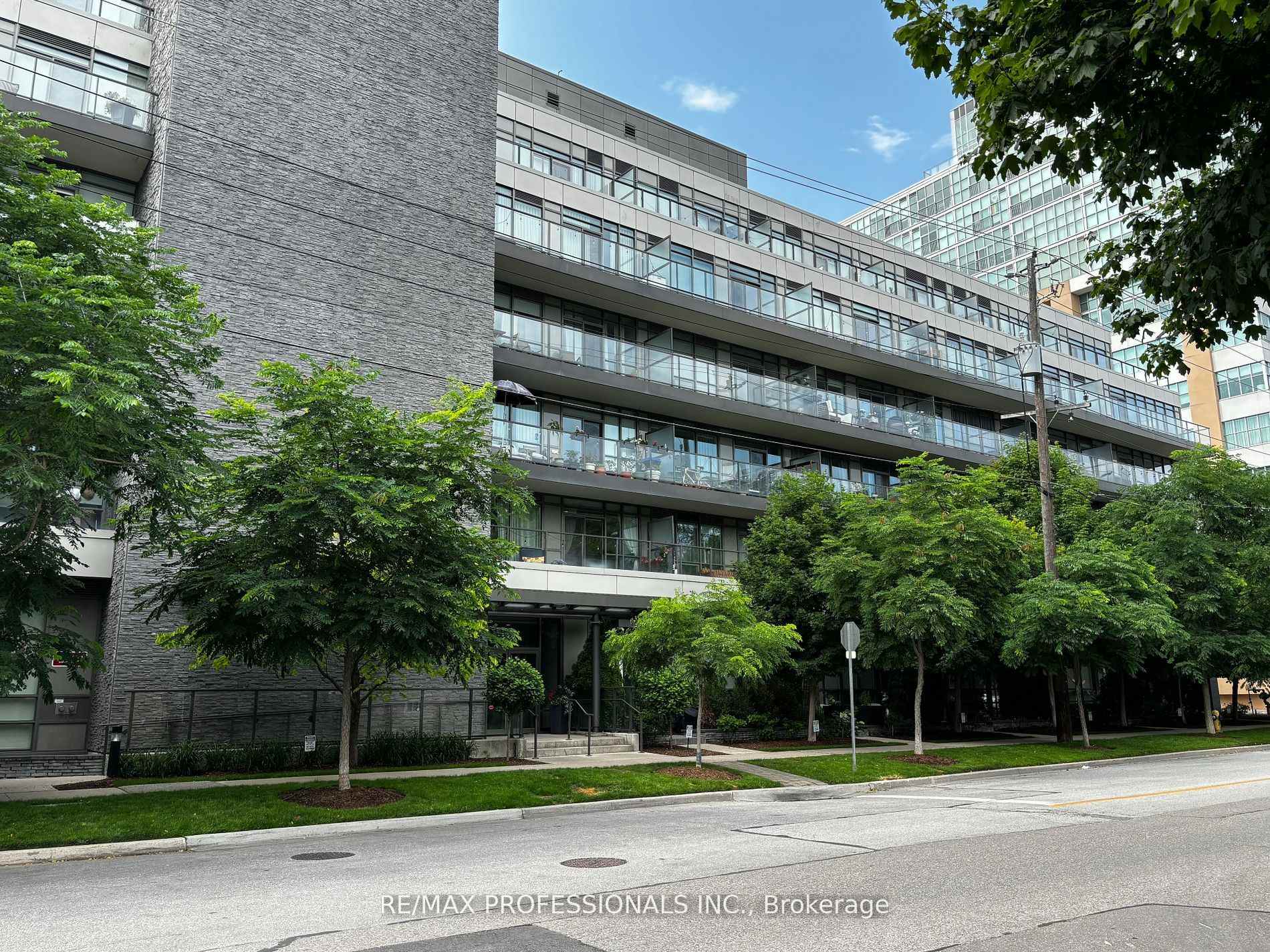 8 Fieldway Road