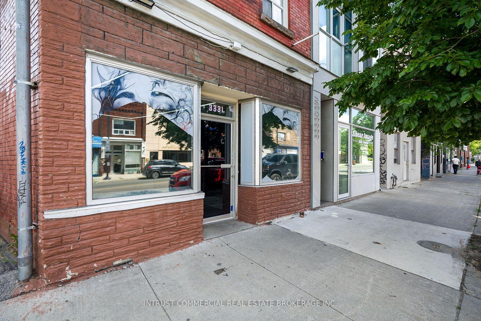3331 Dundas Street W