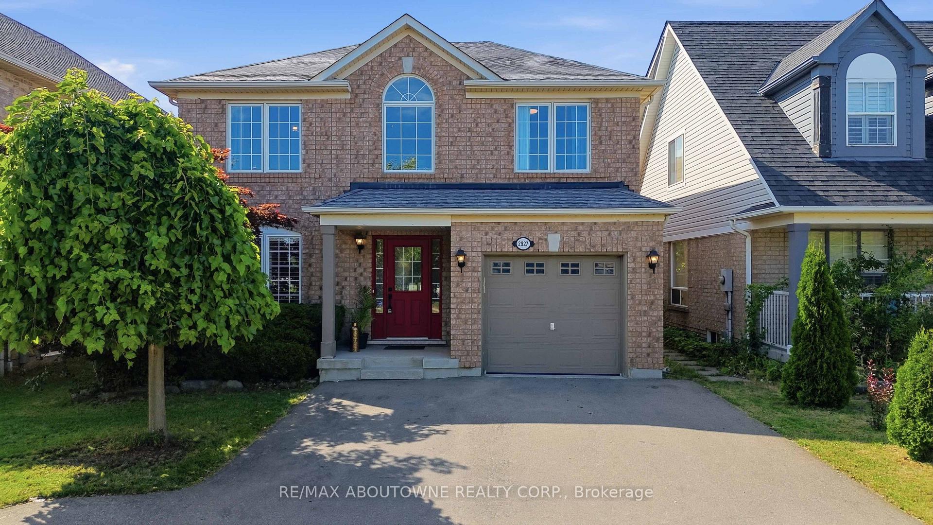 2927 Westoak Trails Boulevard