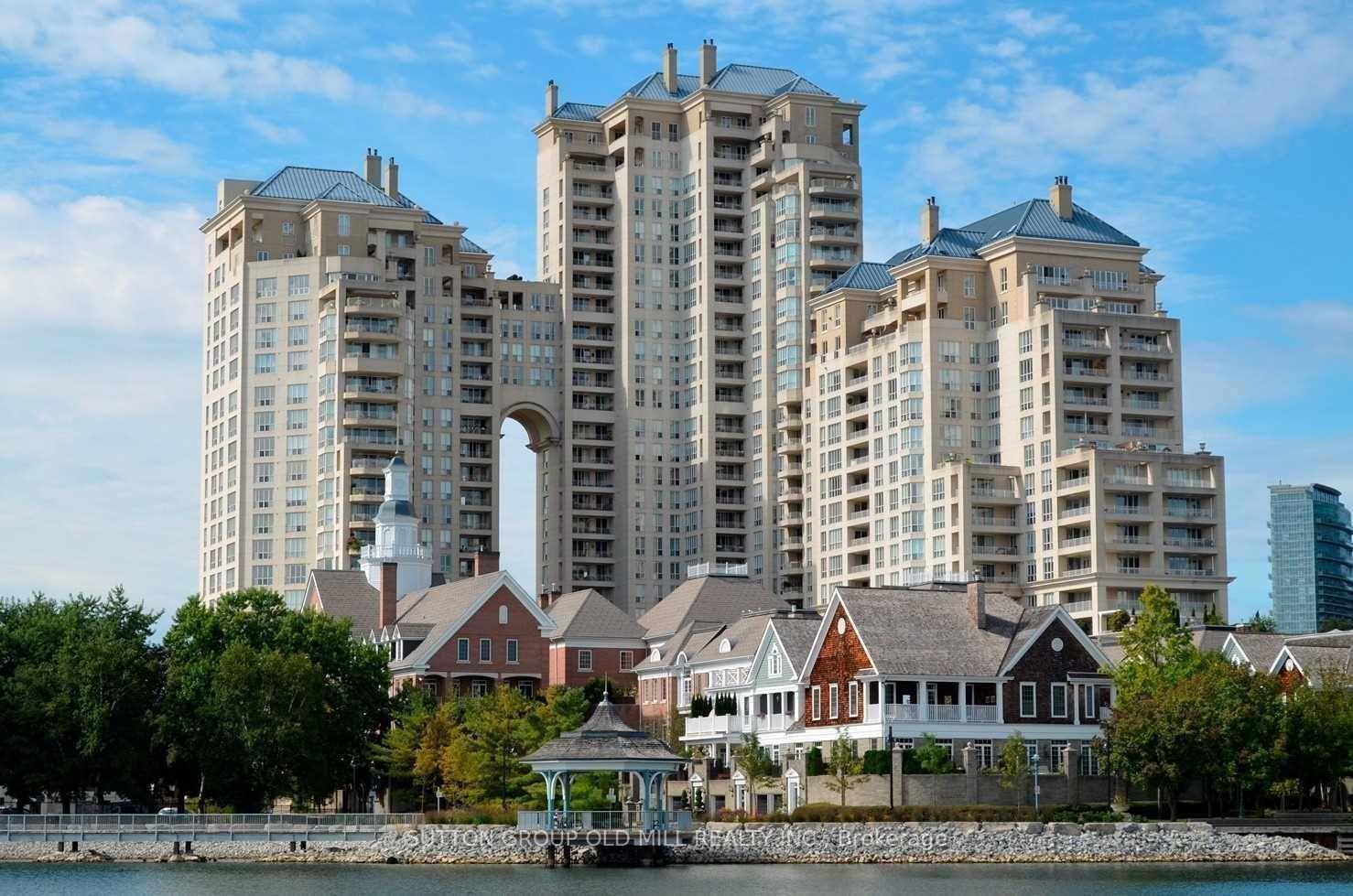 2285 Lake Shore Boulevard W