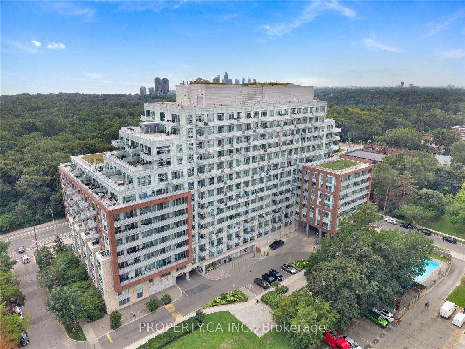 1830 Bloor Street W