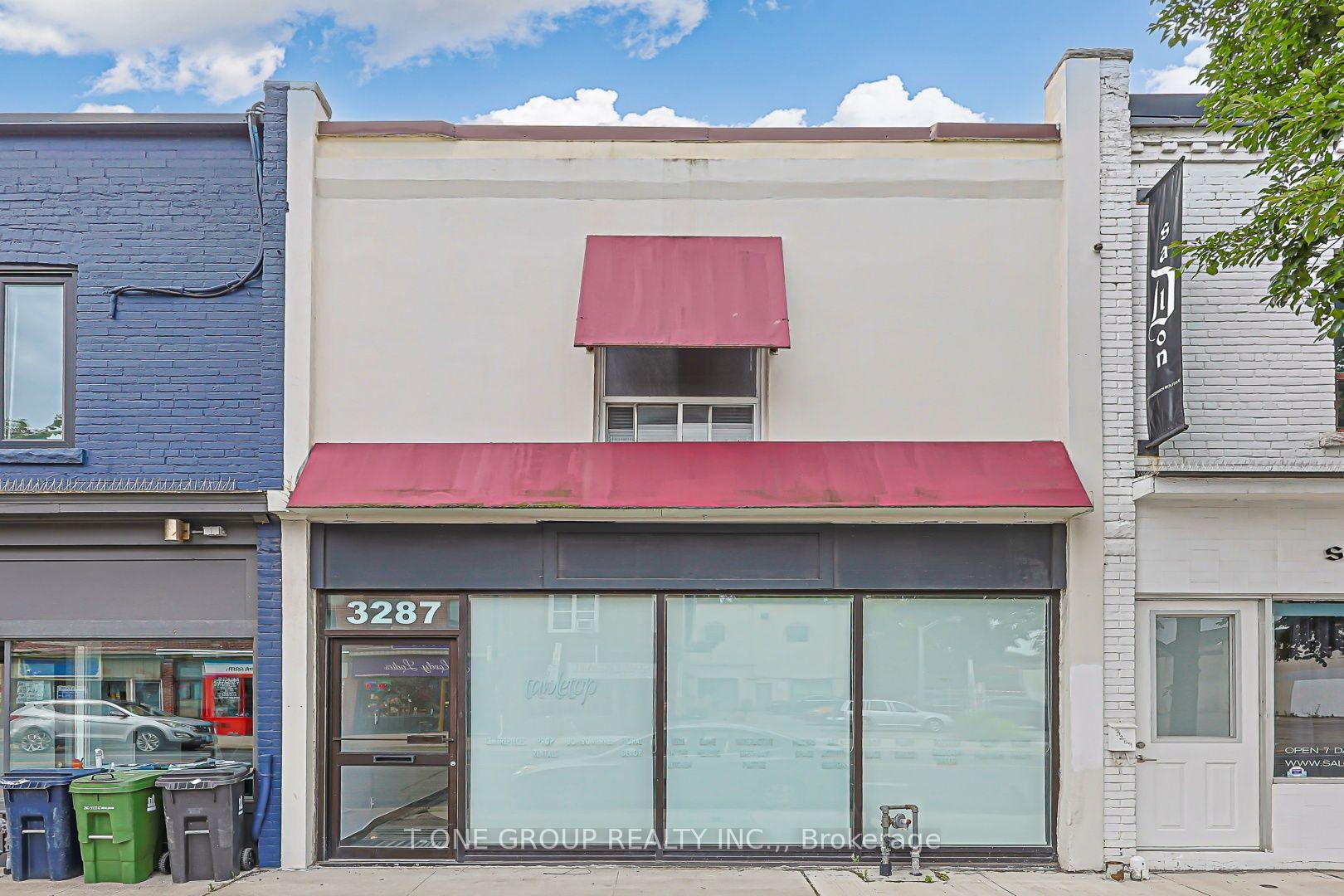 3287 Dundas Street W