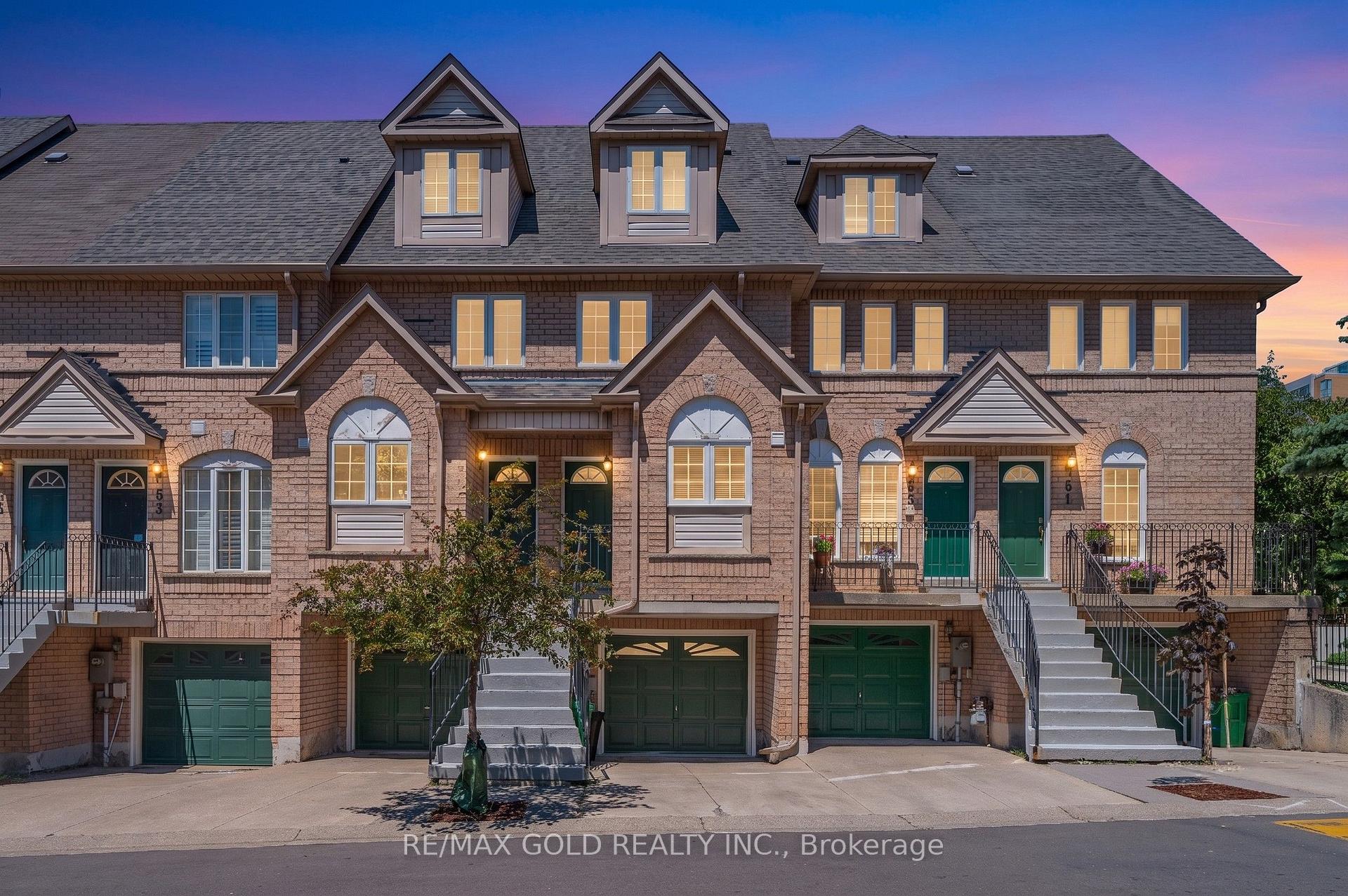 80 Strathaven Drive