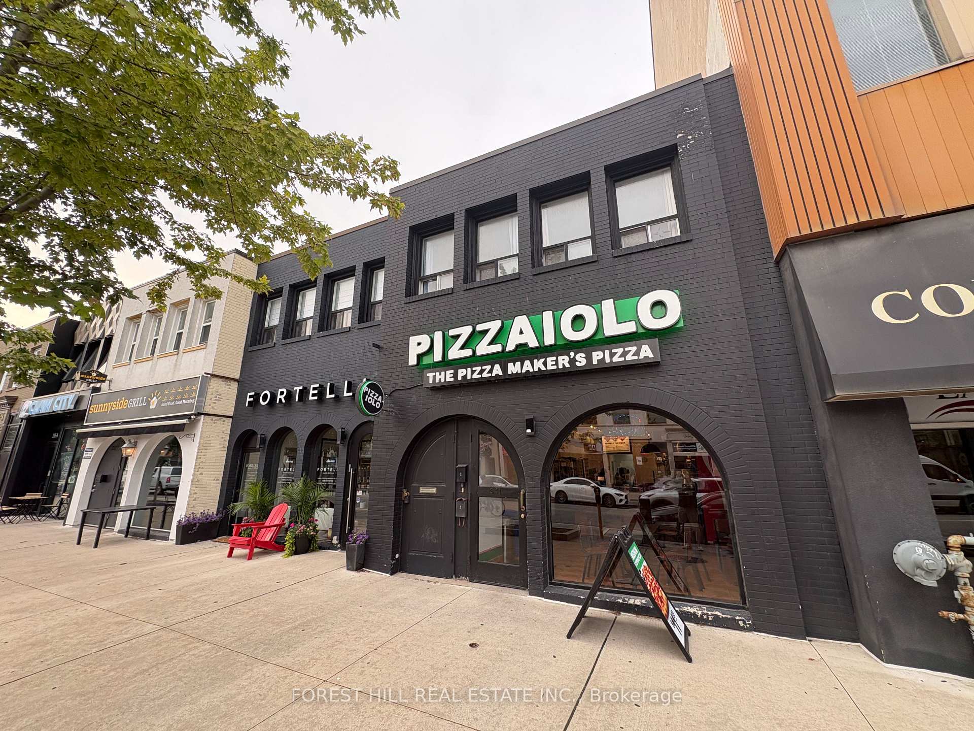 341 Lakeshore Road E