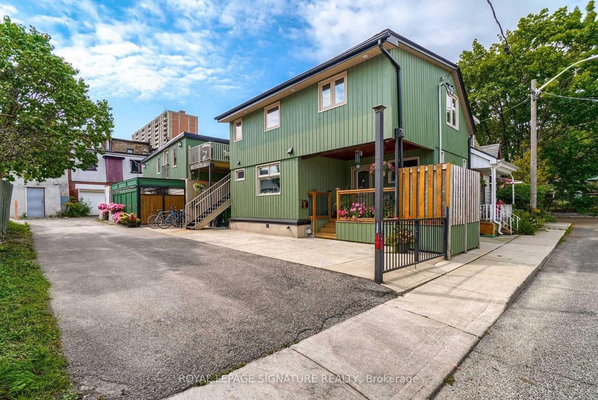 23 Abbs Street