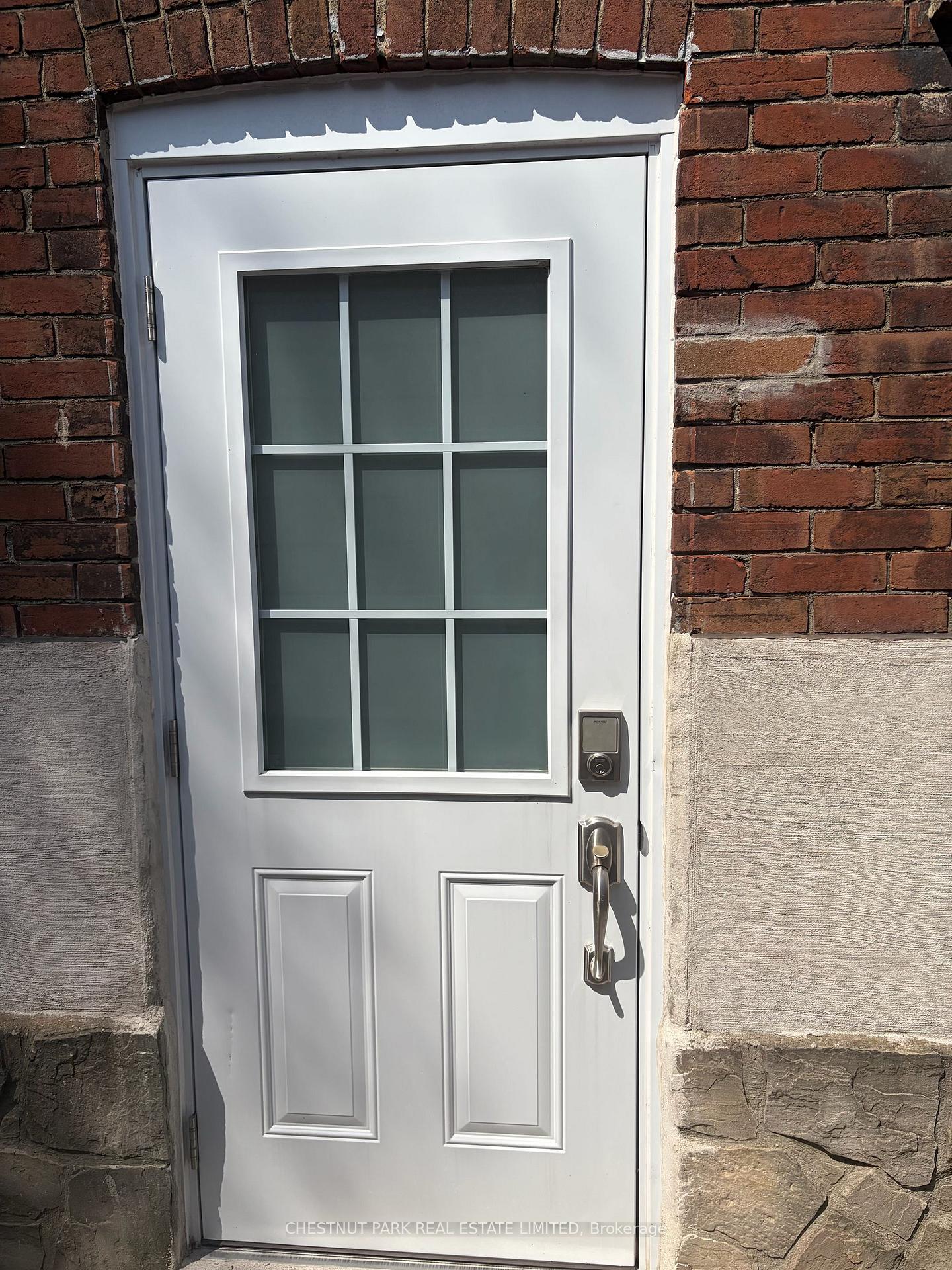 15 Denison Road E