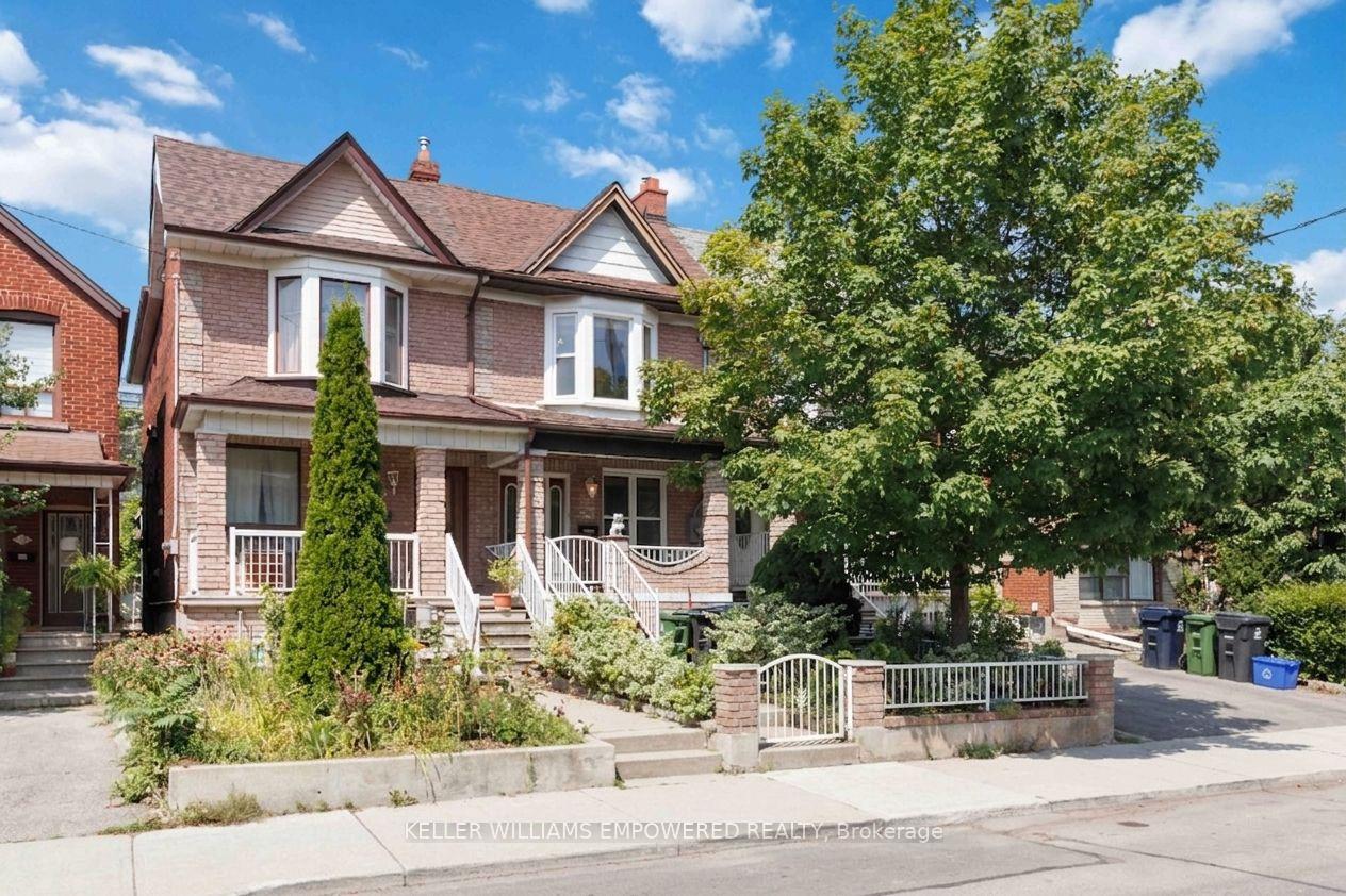 112 Wallace Avenue