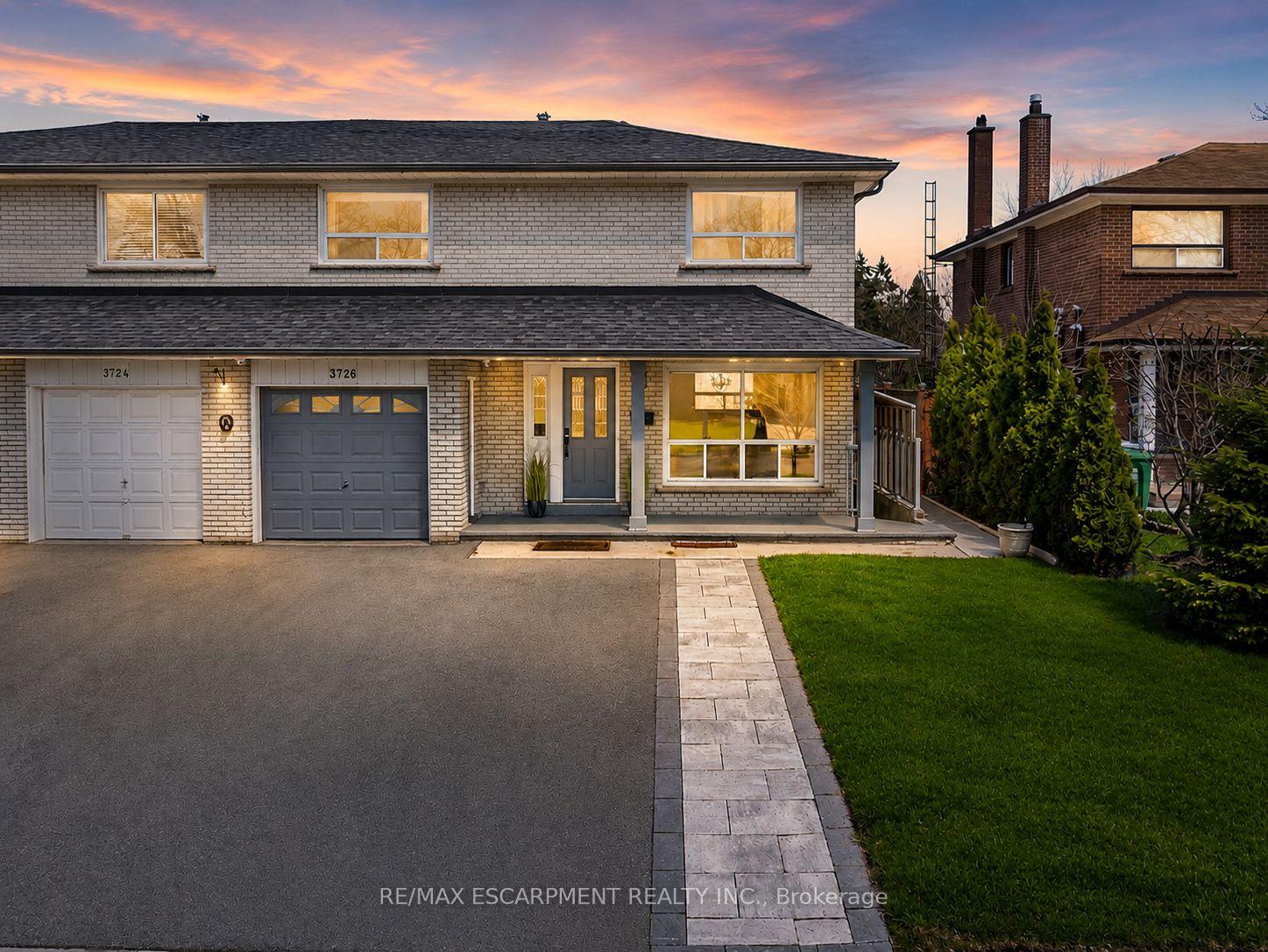 3726 Holden Crescent
