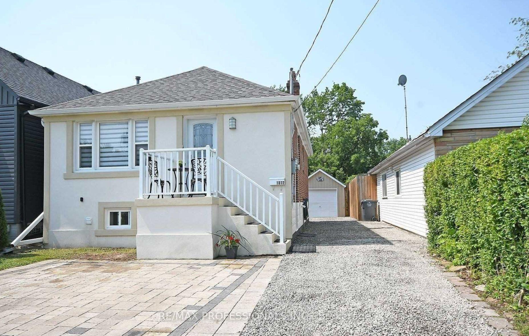 1072 Alexandra Avenue