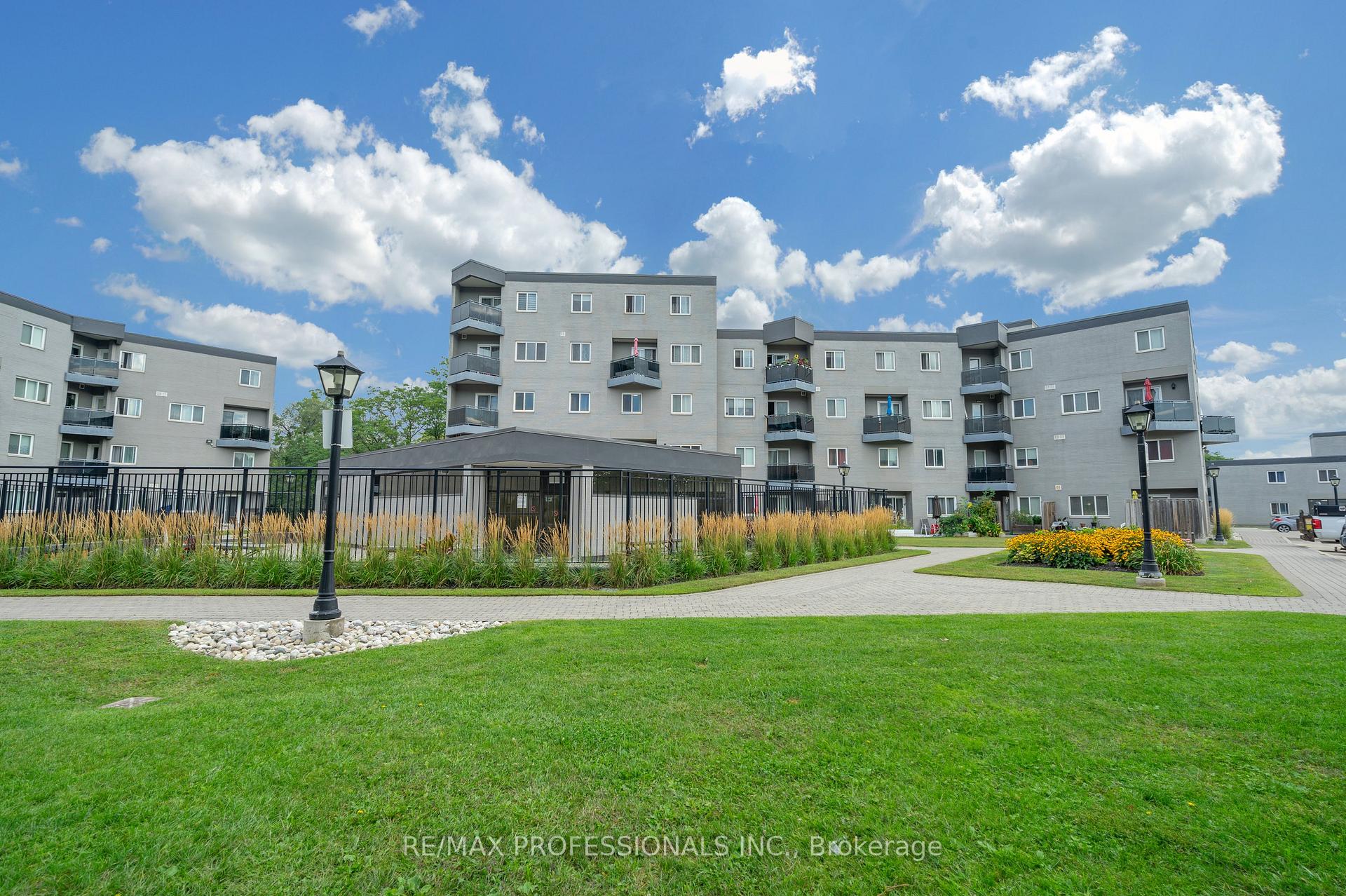 2001 Bonnymede Drive