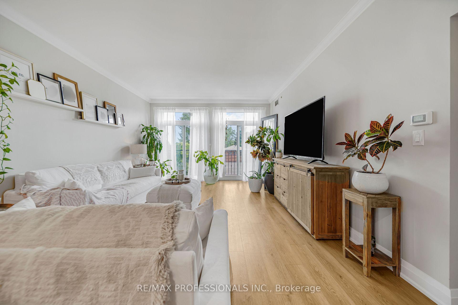 3531 Lake Shore Boulevard W