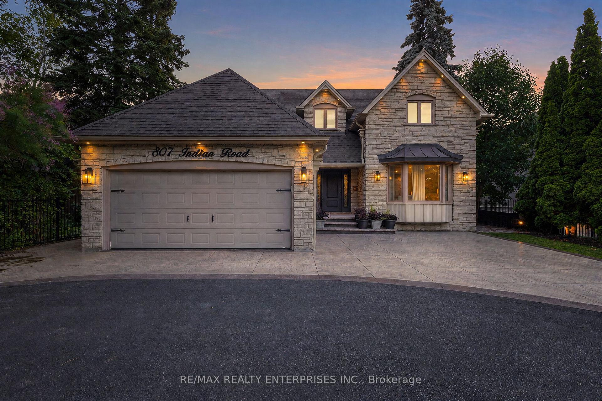807 Indian Road
