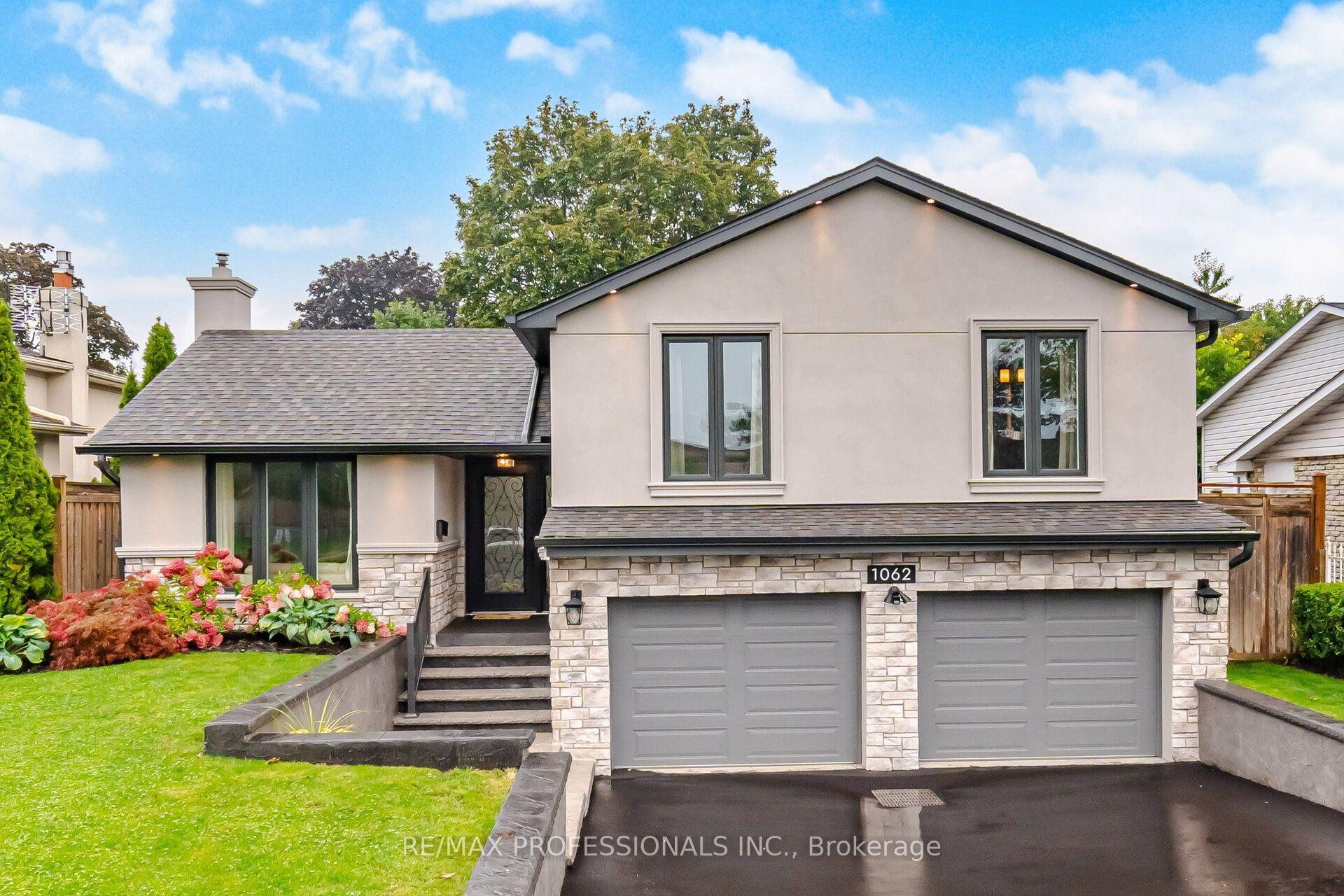 1062 Mississauga Valley Boulevard