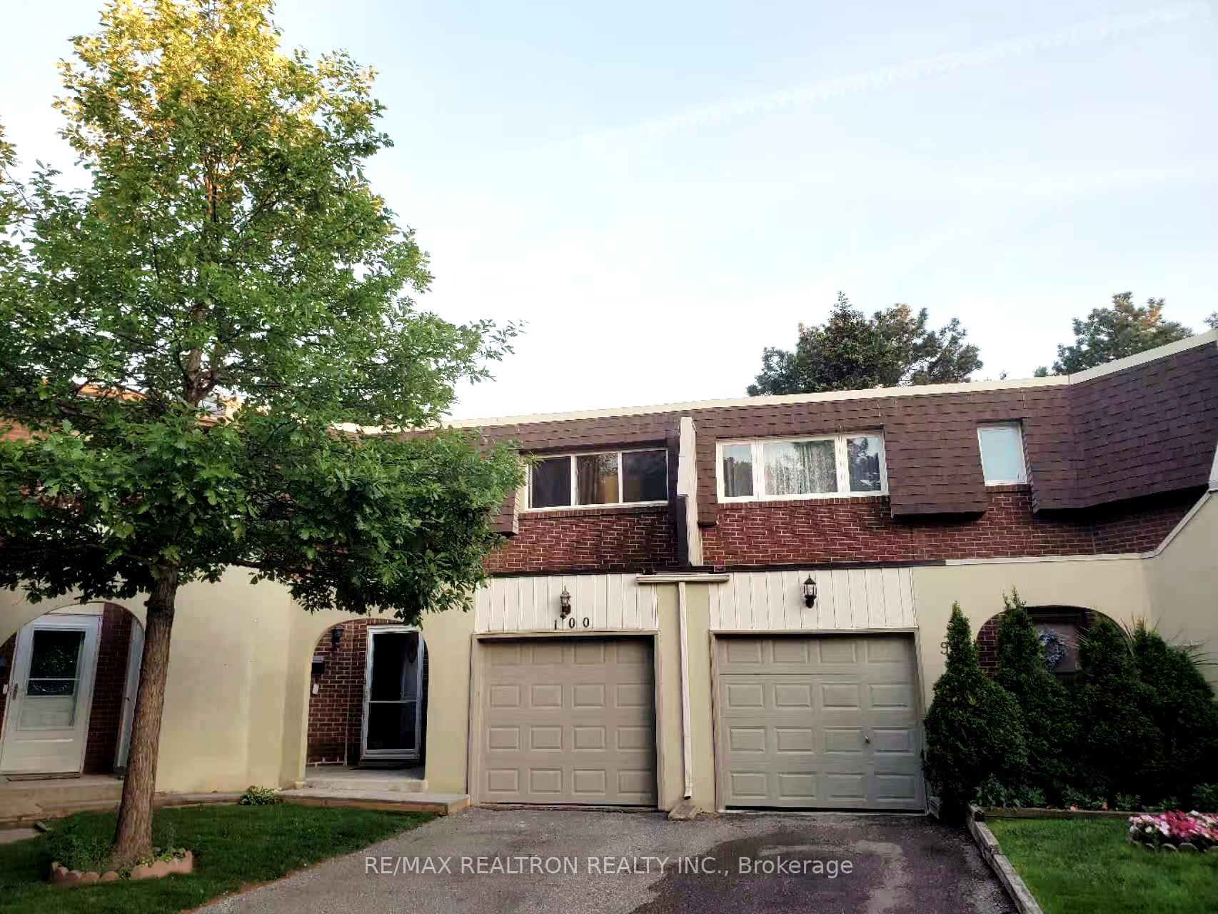 1180 Mississauga Valley Boulevard