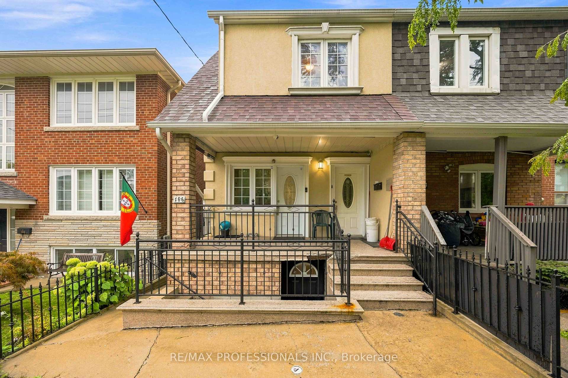 166 Caledonia Road