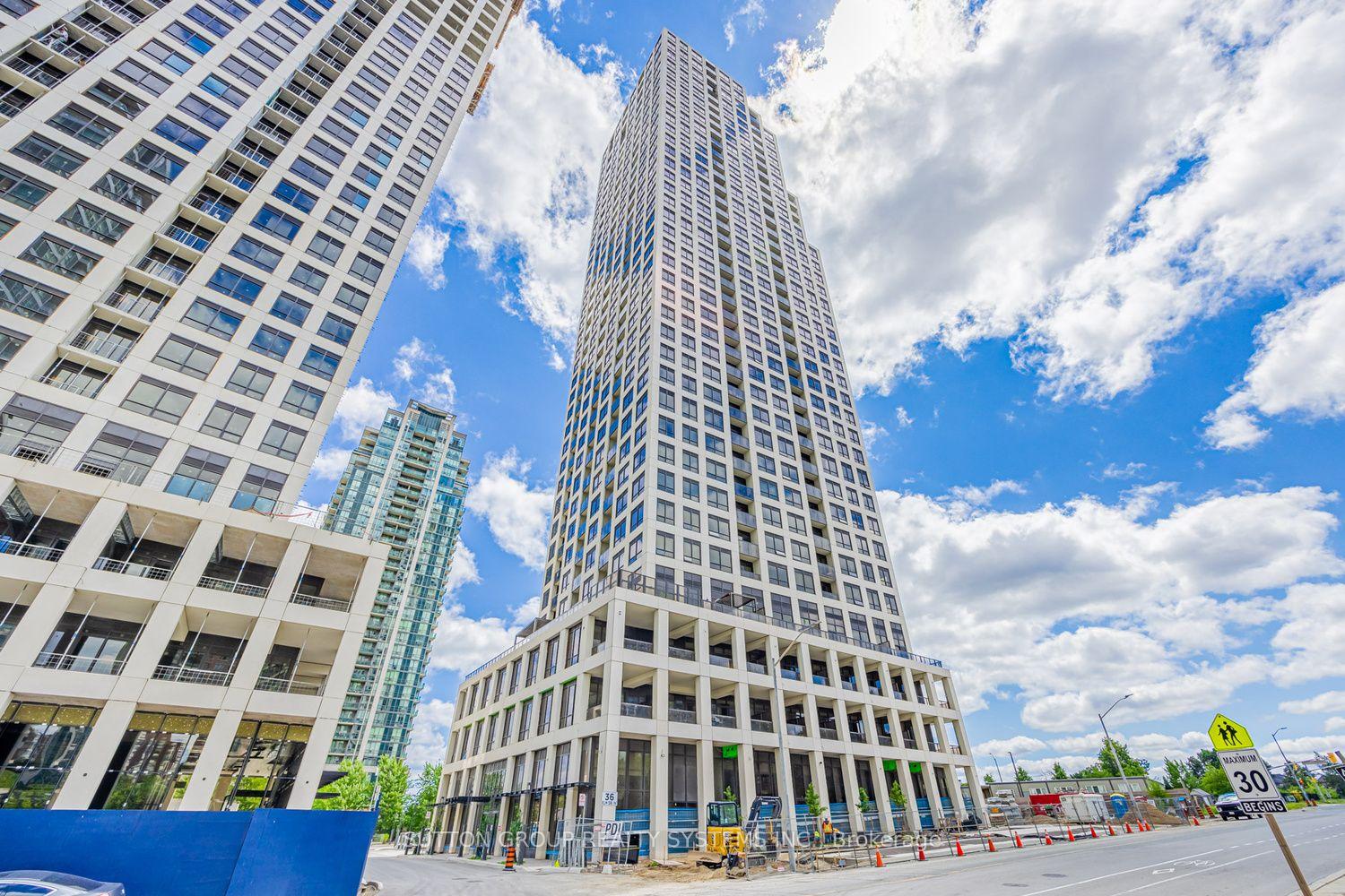 36 W Elm Drive W