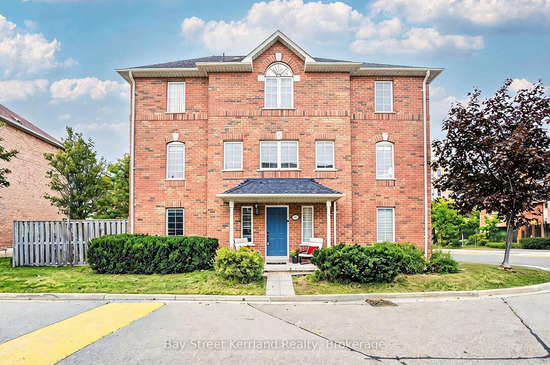 80 Acorn Place