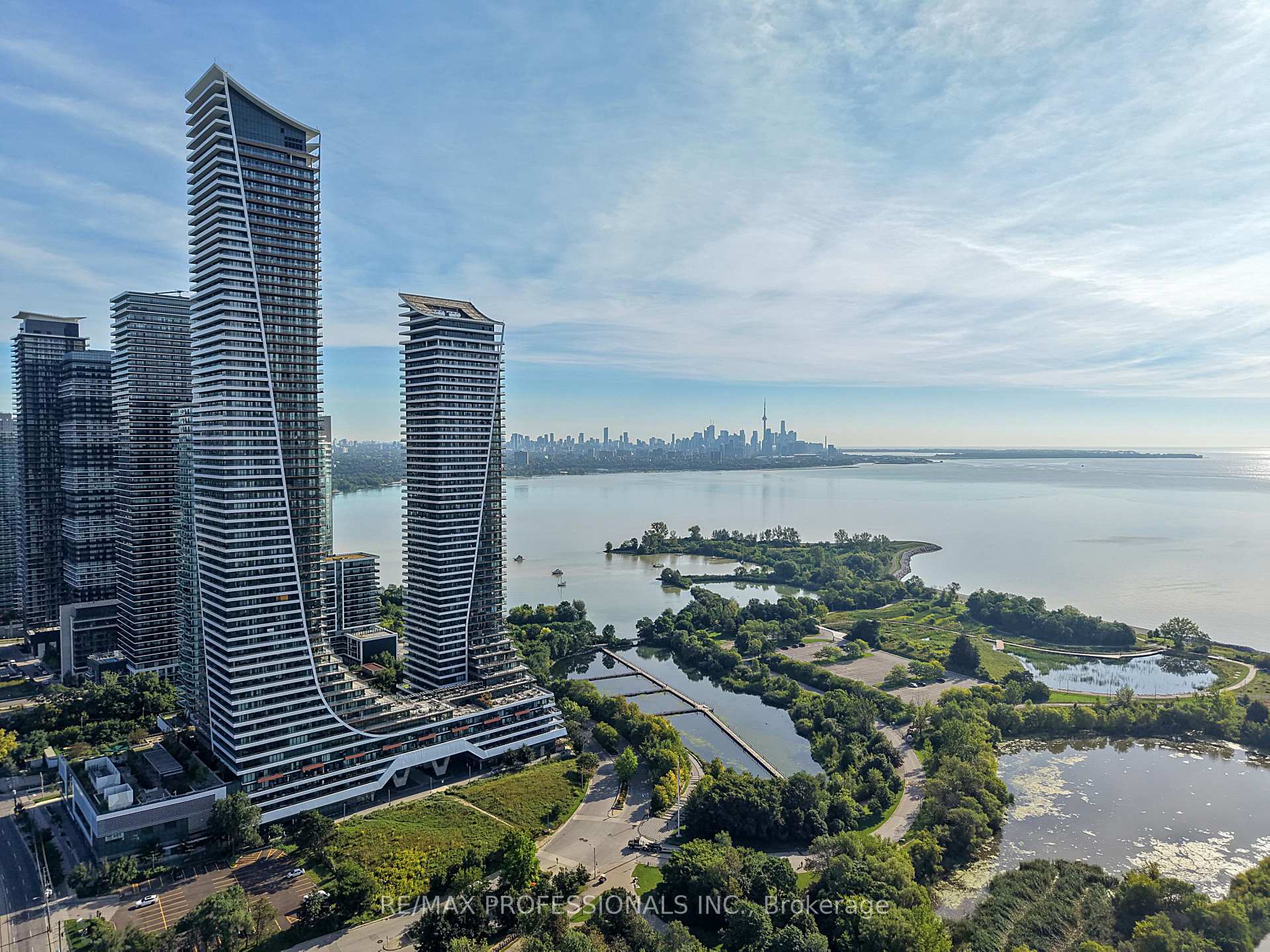 30 Shore Breeze Drive