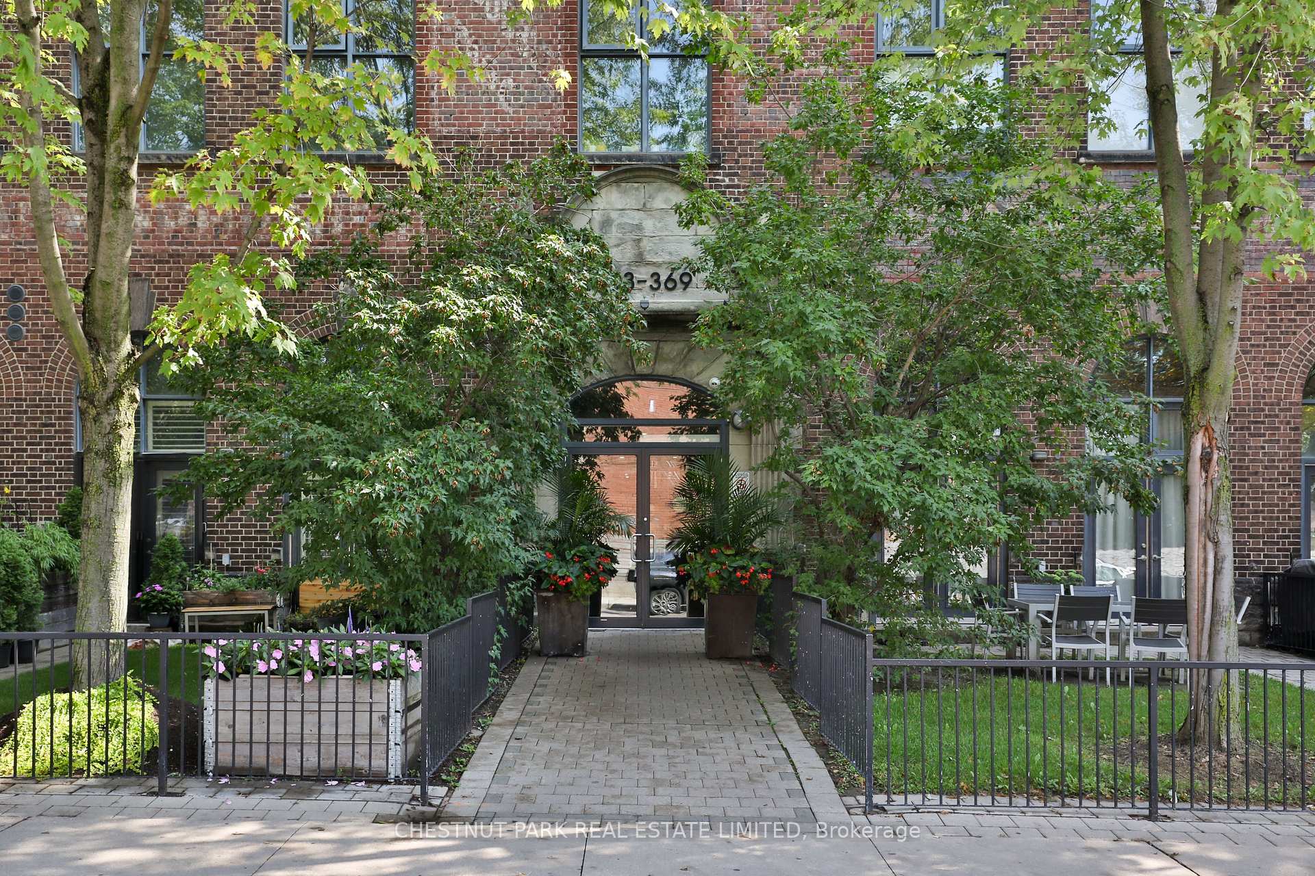 369 Sorauren Avenue