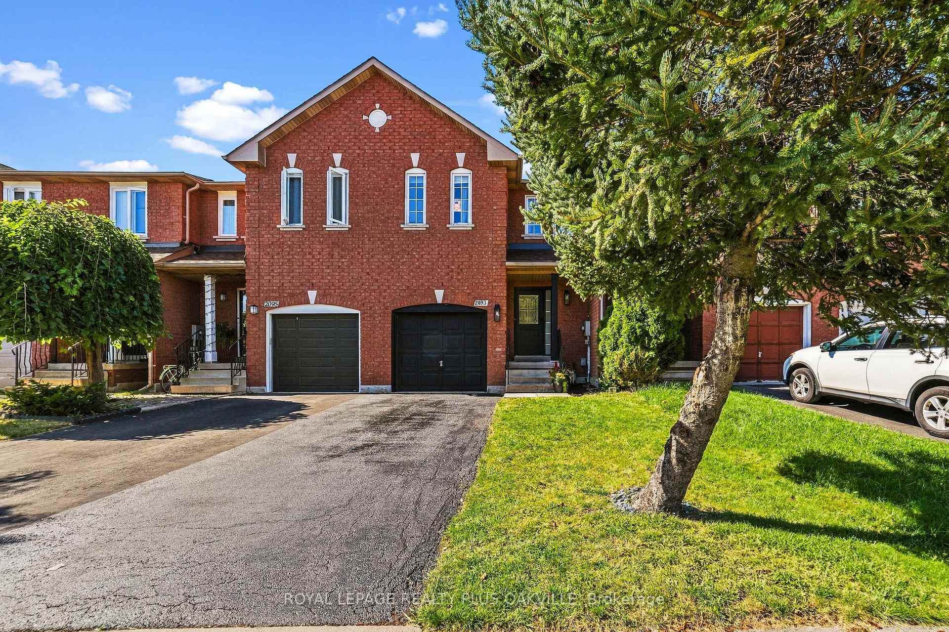 2093 Golden Orchard Trail