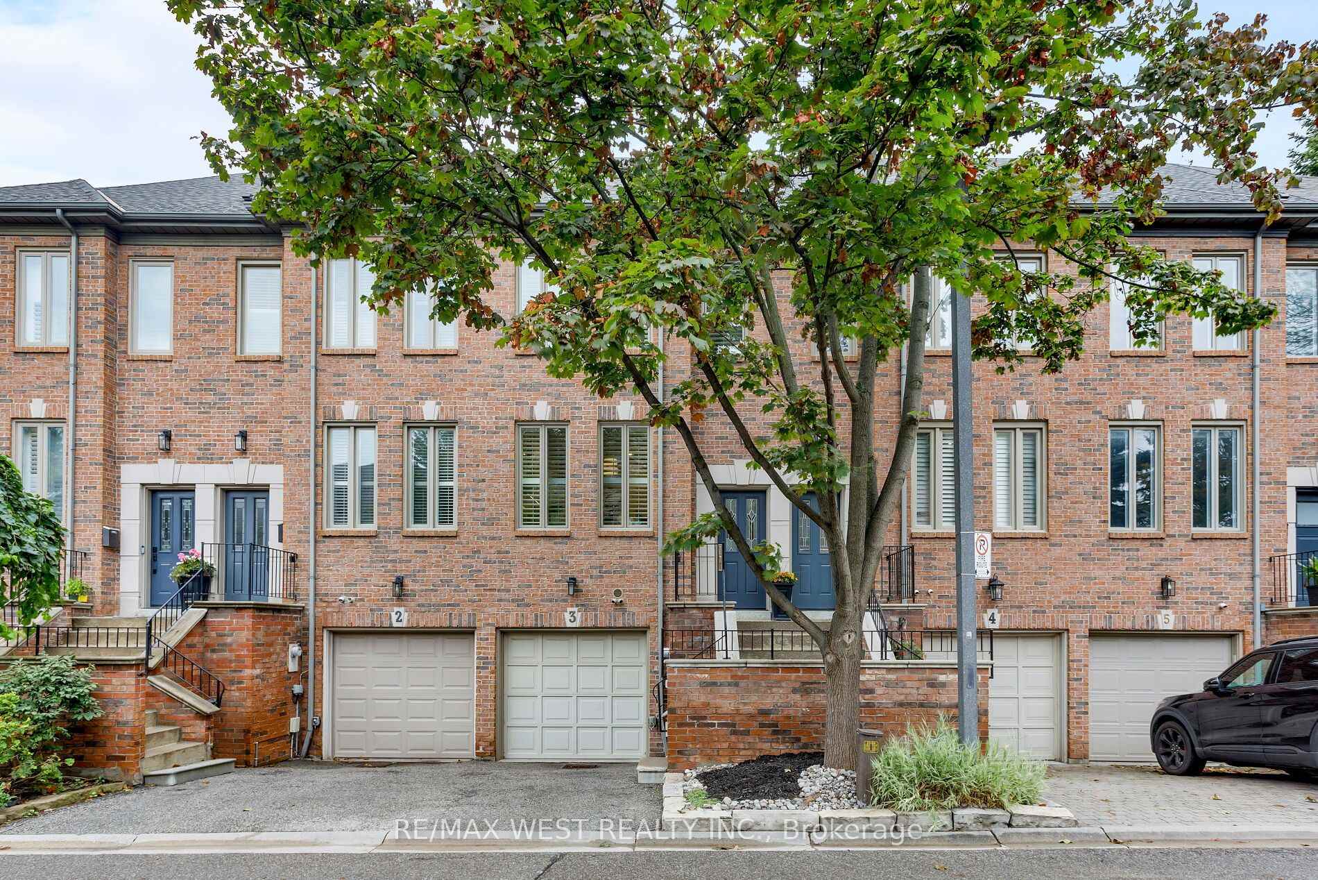 175 Grand Avenue