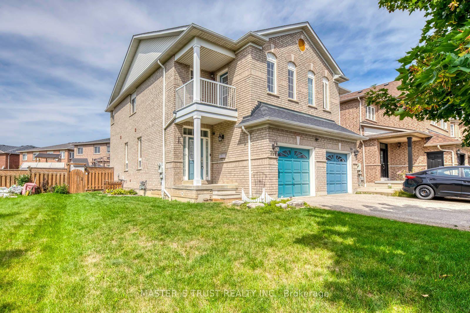 797 Khan Crescent