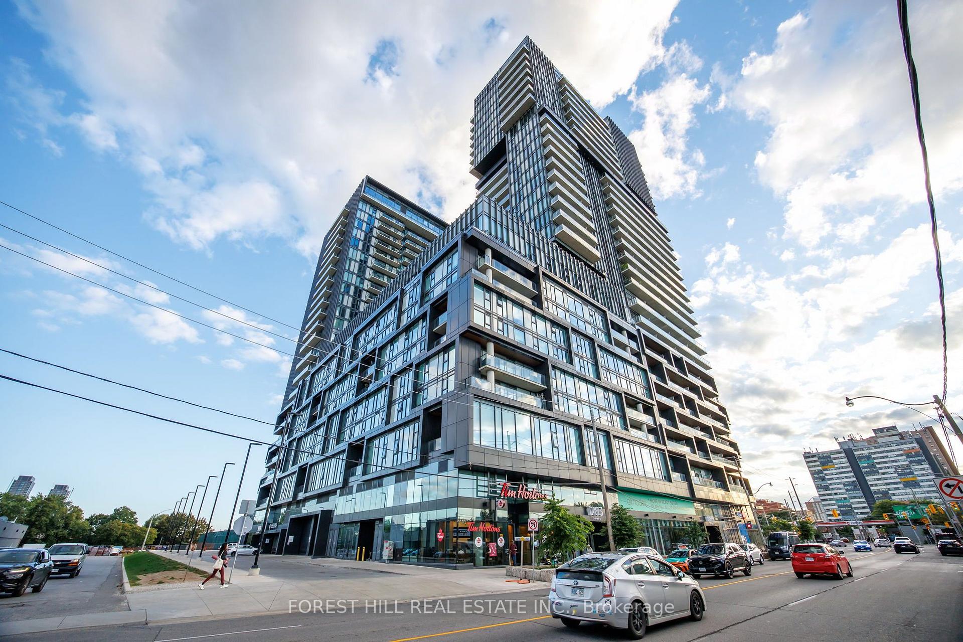 1285 Dupont Street