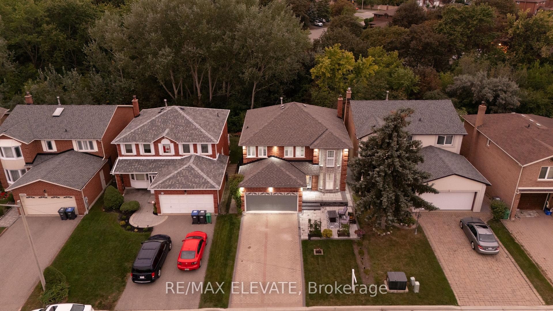 4242 Petersburg Crescent