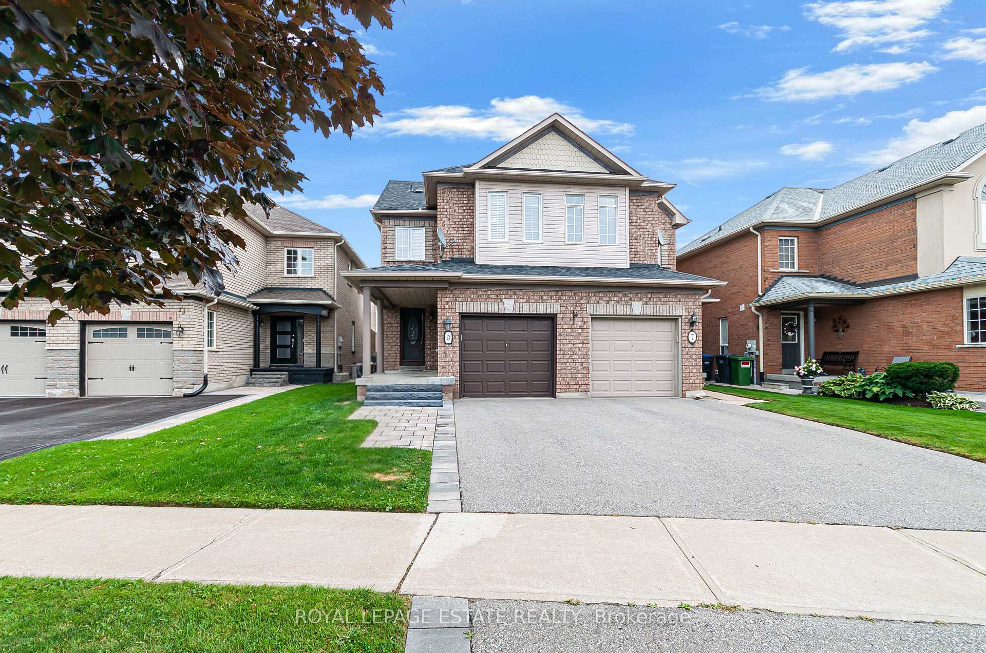 9 Brookstone Court