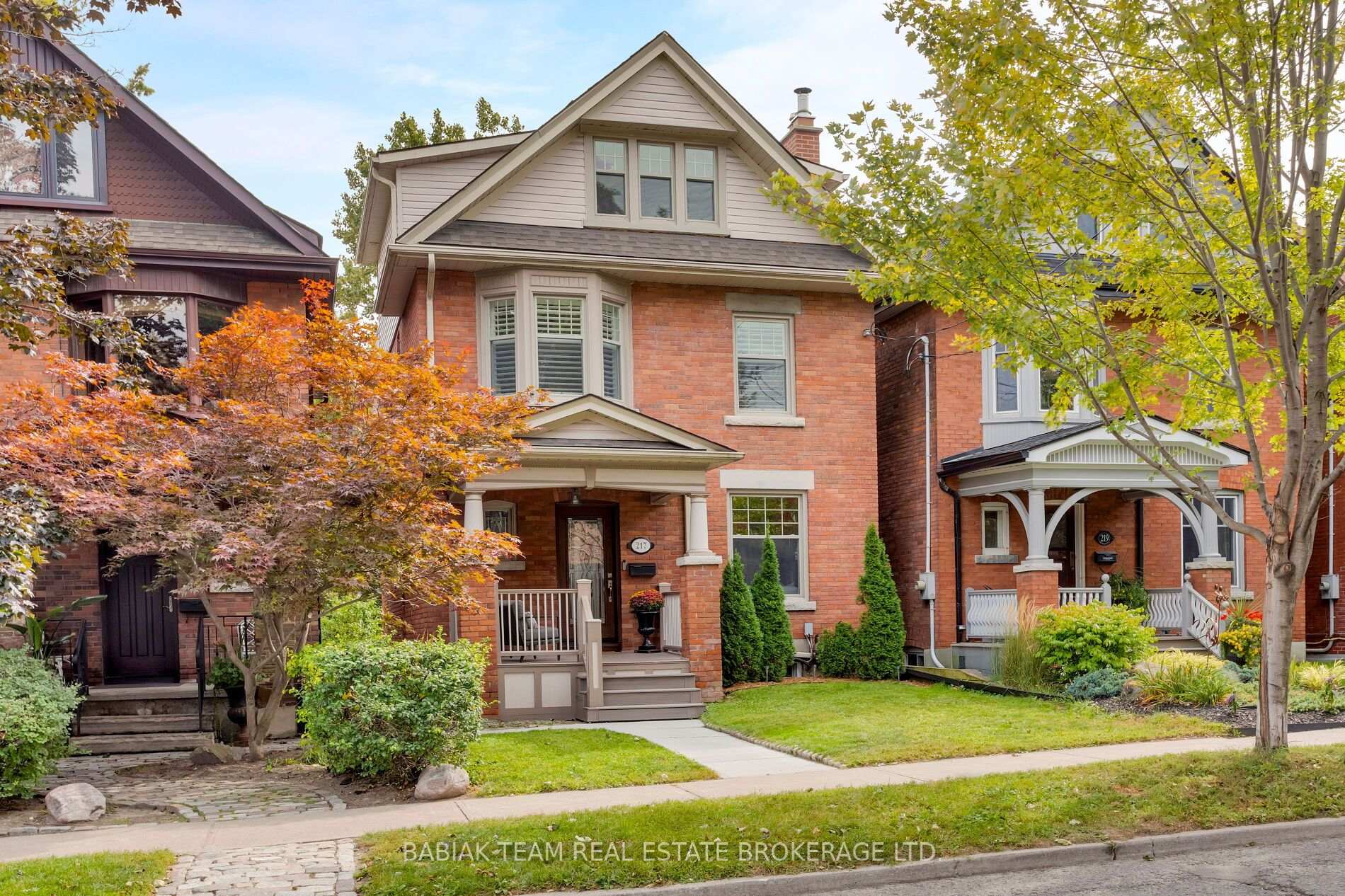 217 Humberside Avenue