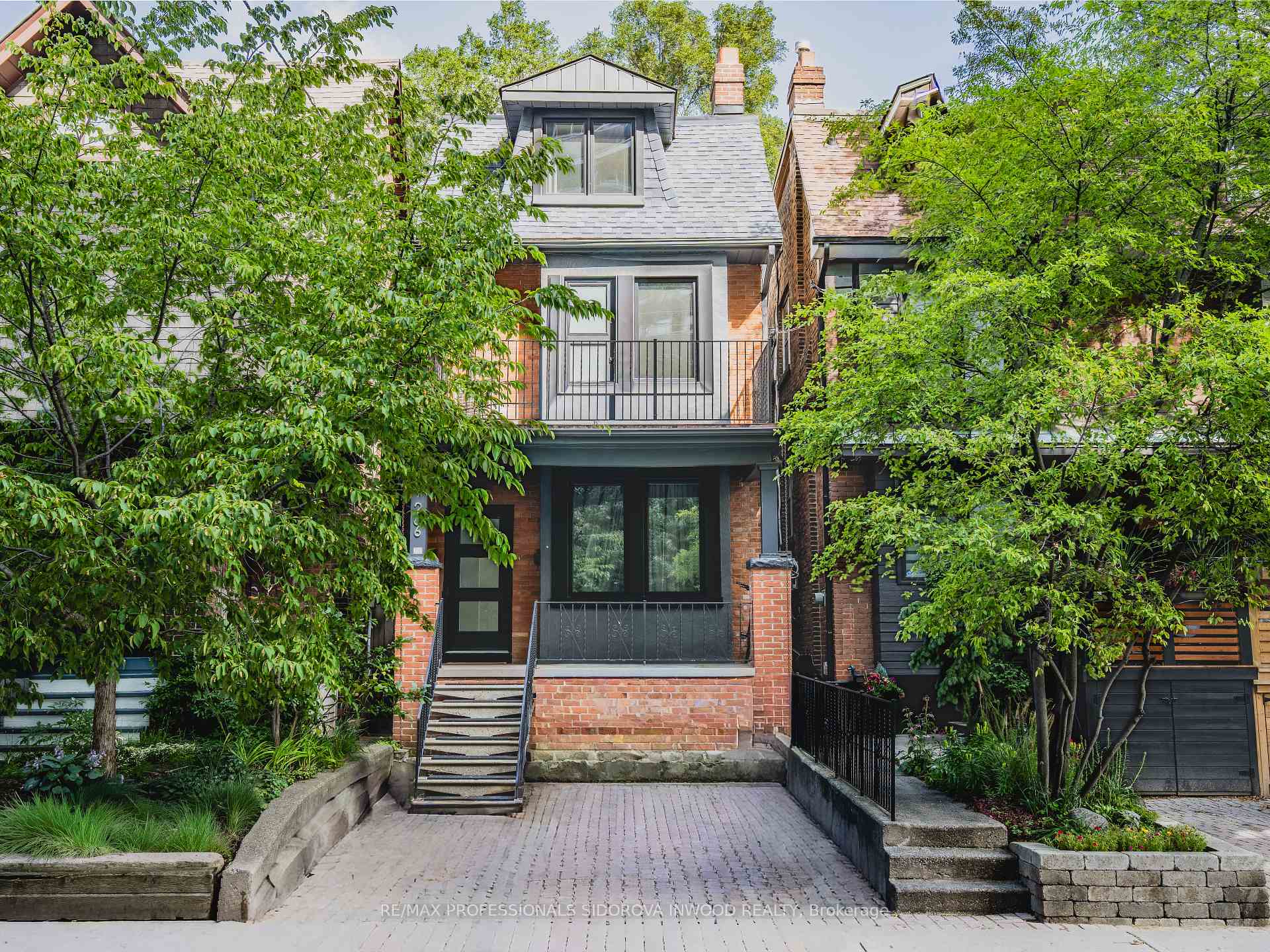 266 Glenlake Avenue