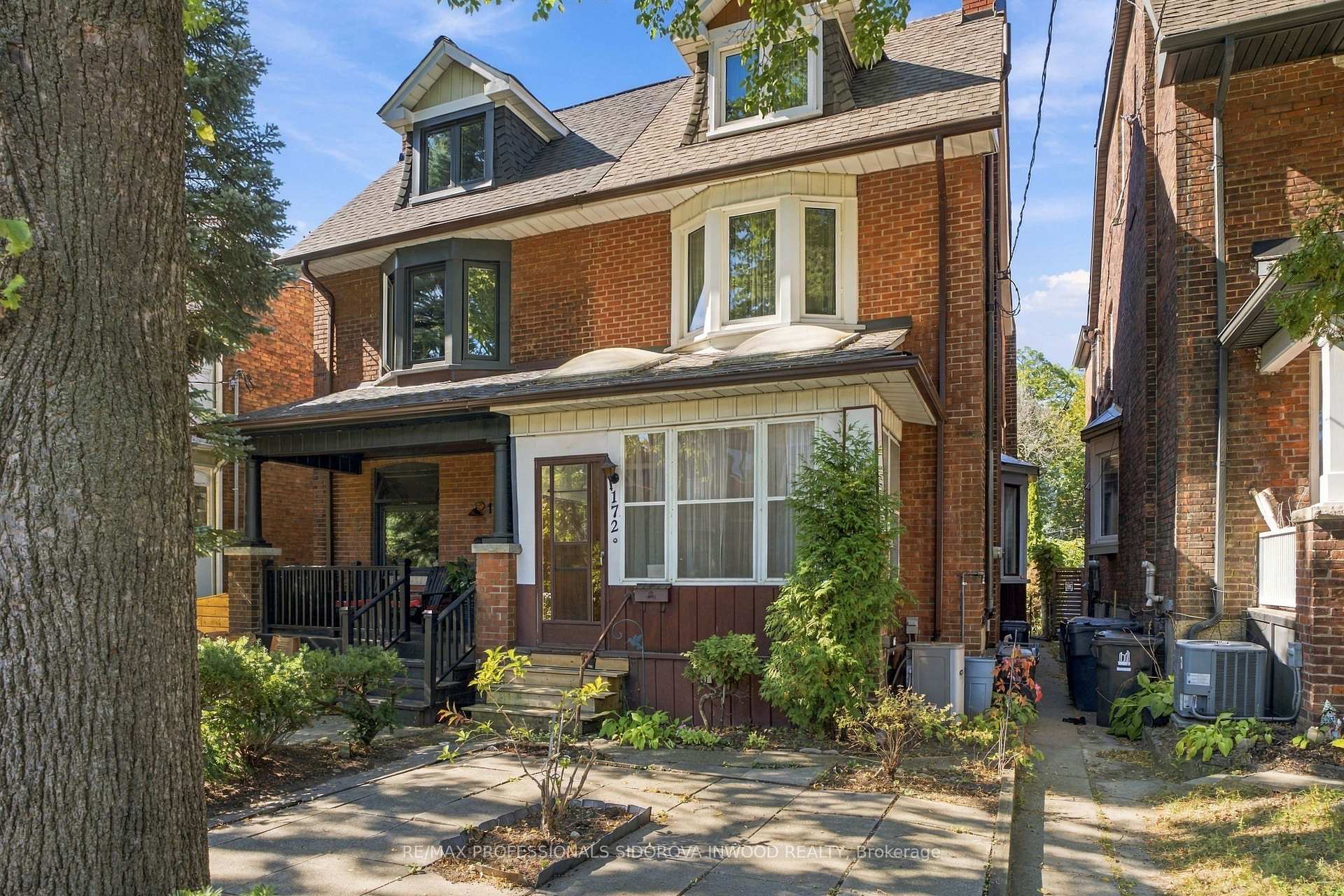 172 Quebec Avenue