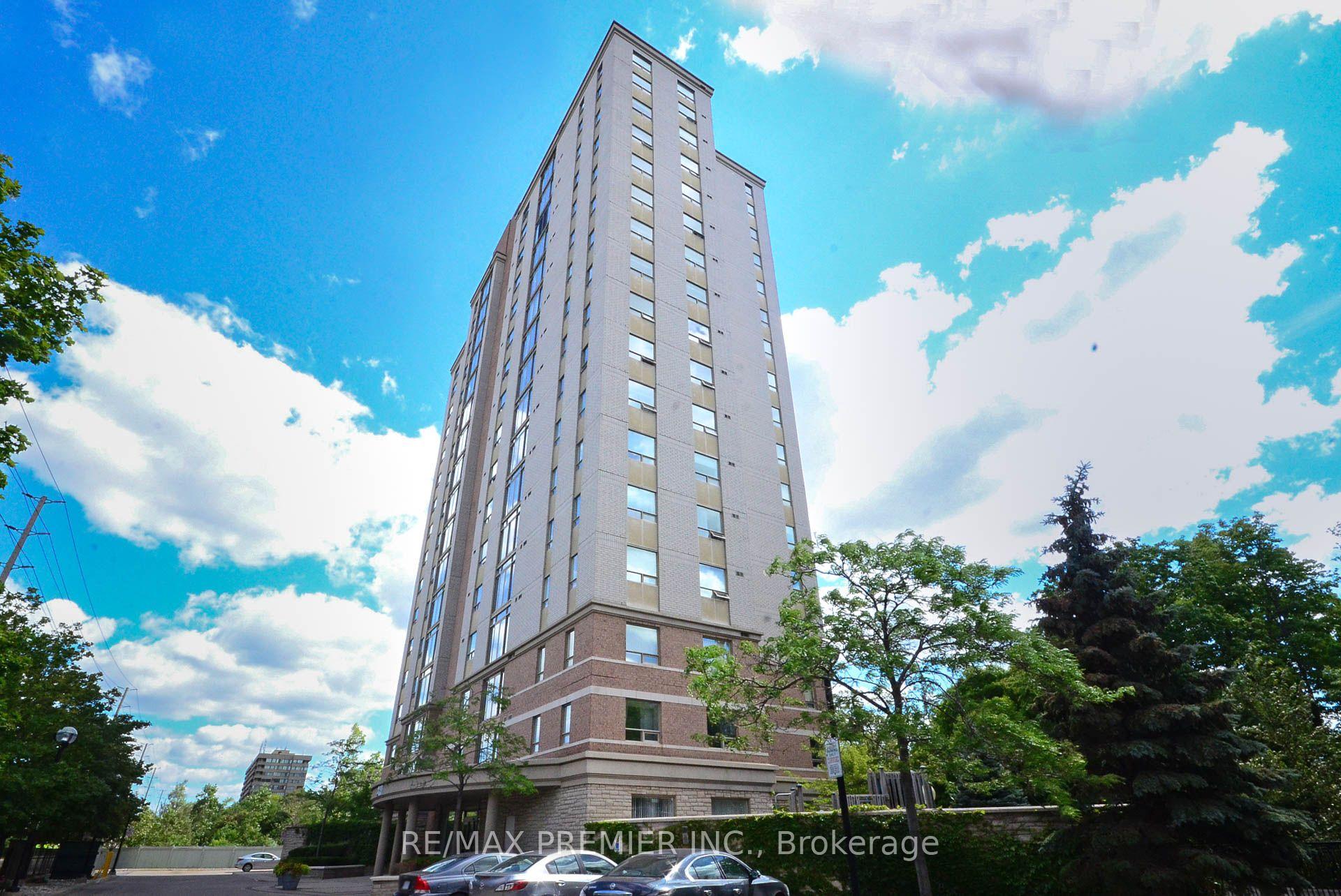 200 Burnhamthorpe Road E