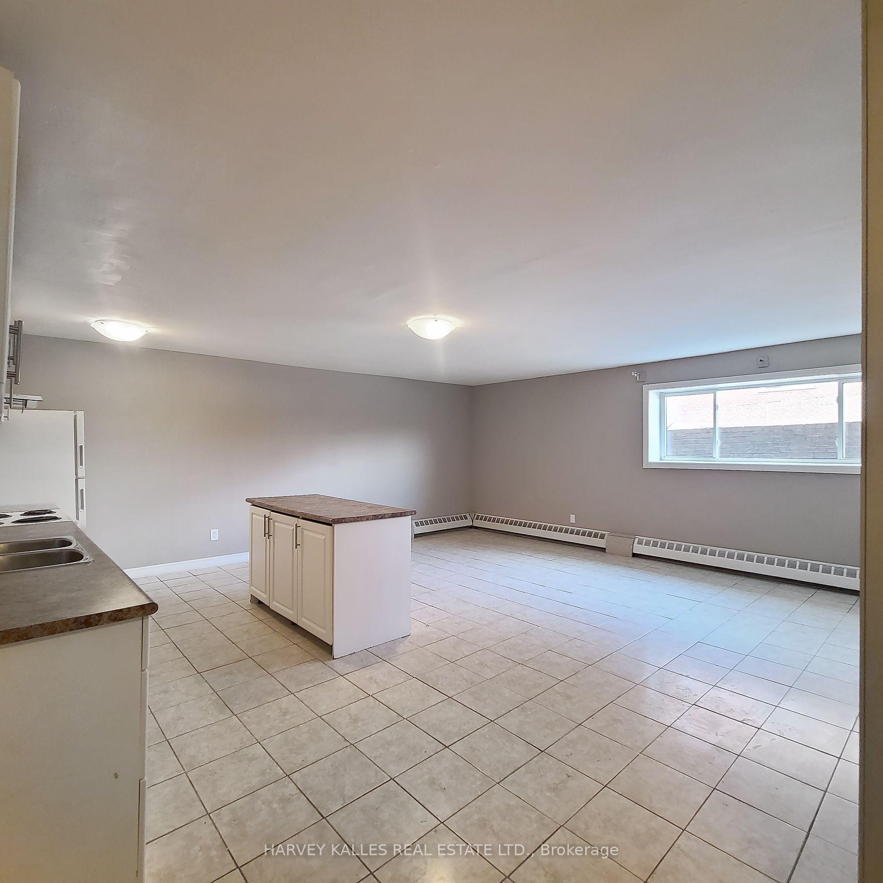 80 Blackfriar Avenue
