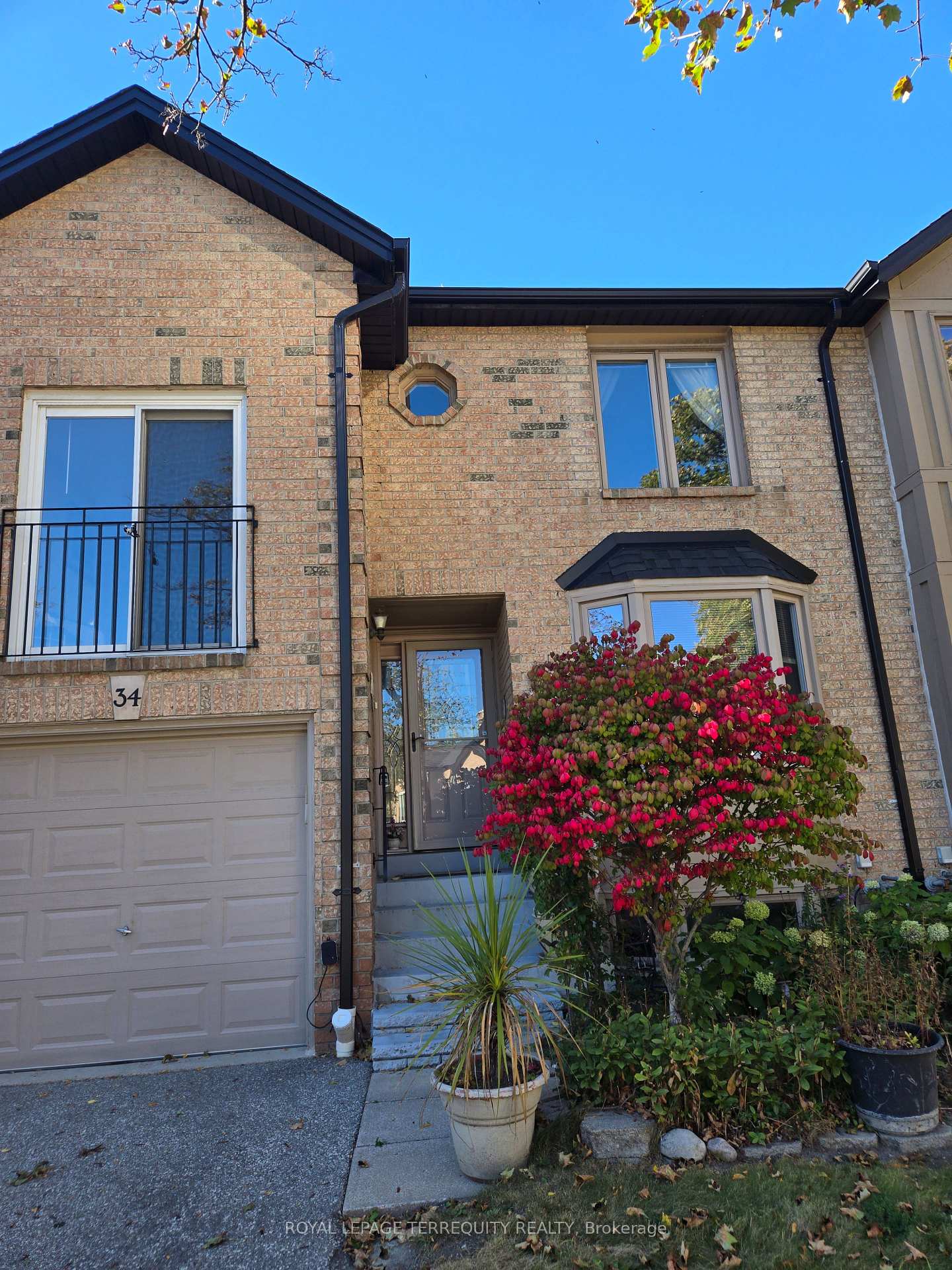 4635 Regents Terrace