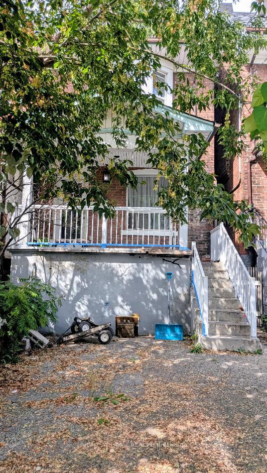 160 Rosemount Avenue