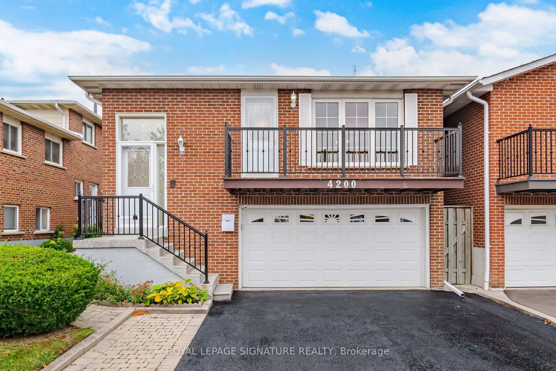 4200 Greybrook Crescent