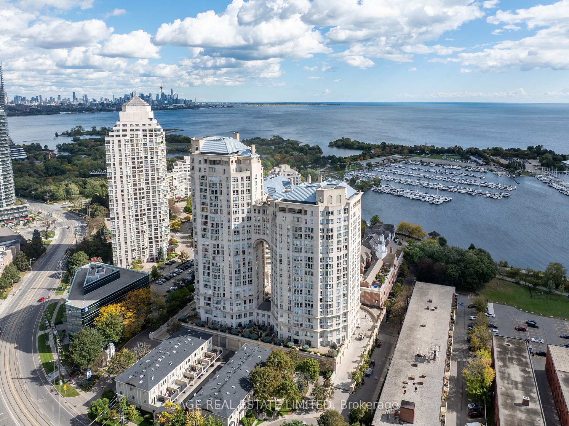 2285 Lake Shore Boulevard W