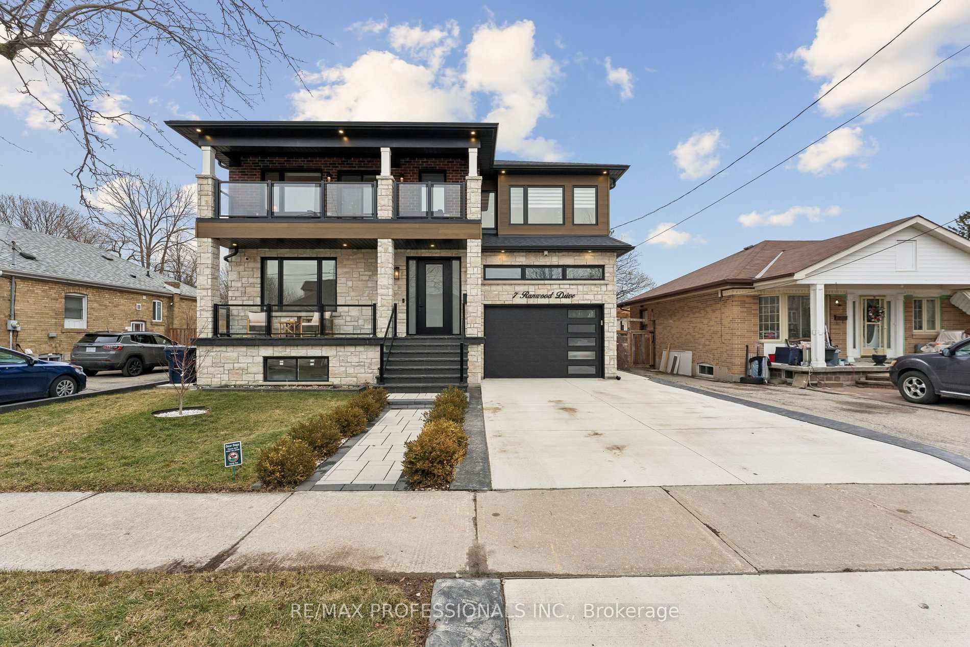 7 Ranwood Drive